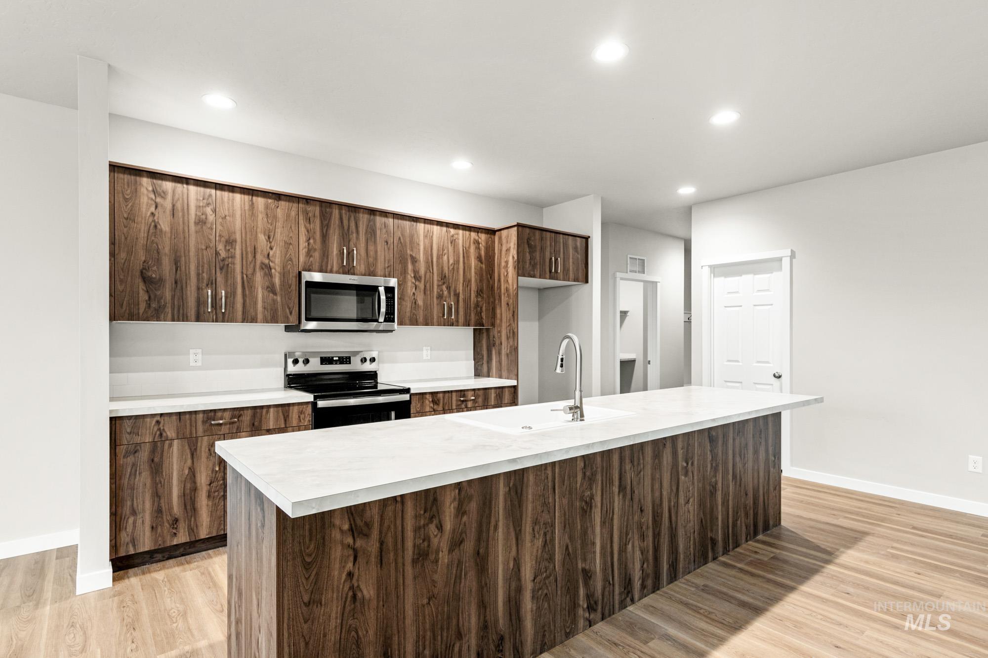 4305 S Red Sox Way, Nampa, Idaho 83686, 4 Bedrooms, 2 Bathrooms, Residential For Sale, Price $507,990,MLS 98970580