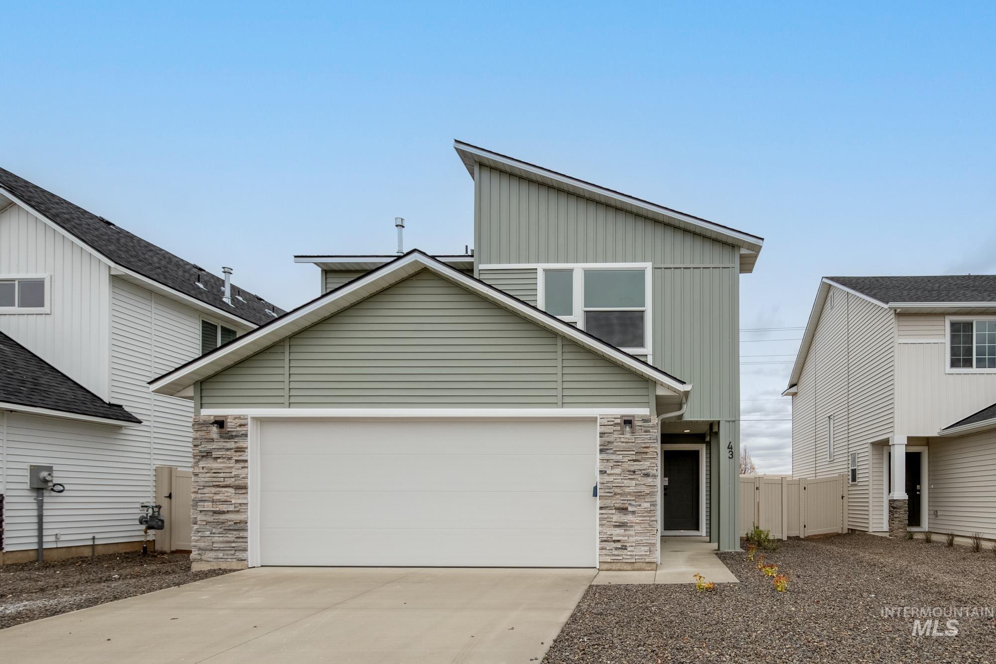 3005 S Maple Ranch Way, Nampa, Idaho 83687, 3 Bedrooms, 2.5 Bathrooms, Residential For Sale, Price $437,990, 98970581