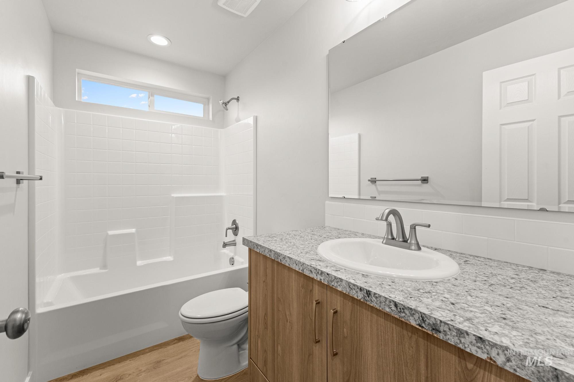 3070 S Maple Ranch Way, Nampa, Idaho 83686, 4 Bedrooms, 3 Bathrooms, Residential For Sale, Price $570,990,MLS 98970582