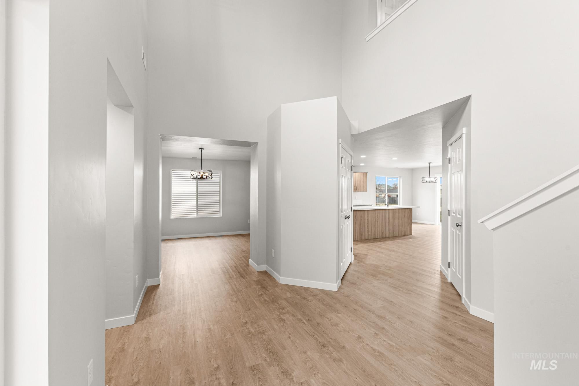 3070 S Maple Ranch Way, Nampa, Idaho 83686, 4 Bedrooms, 3 Bathrooms, Residential For Sale, Price $570,990,MLS 98970582