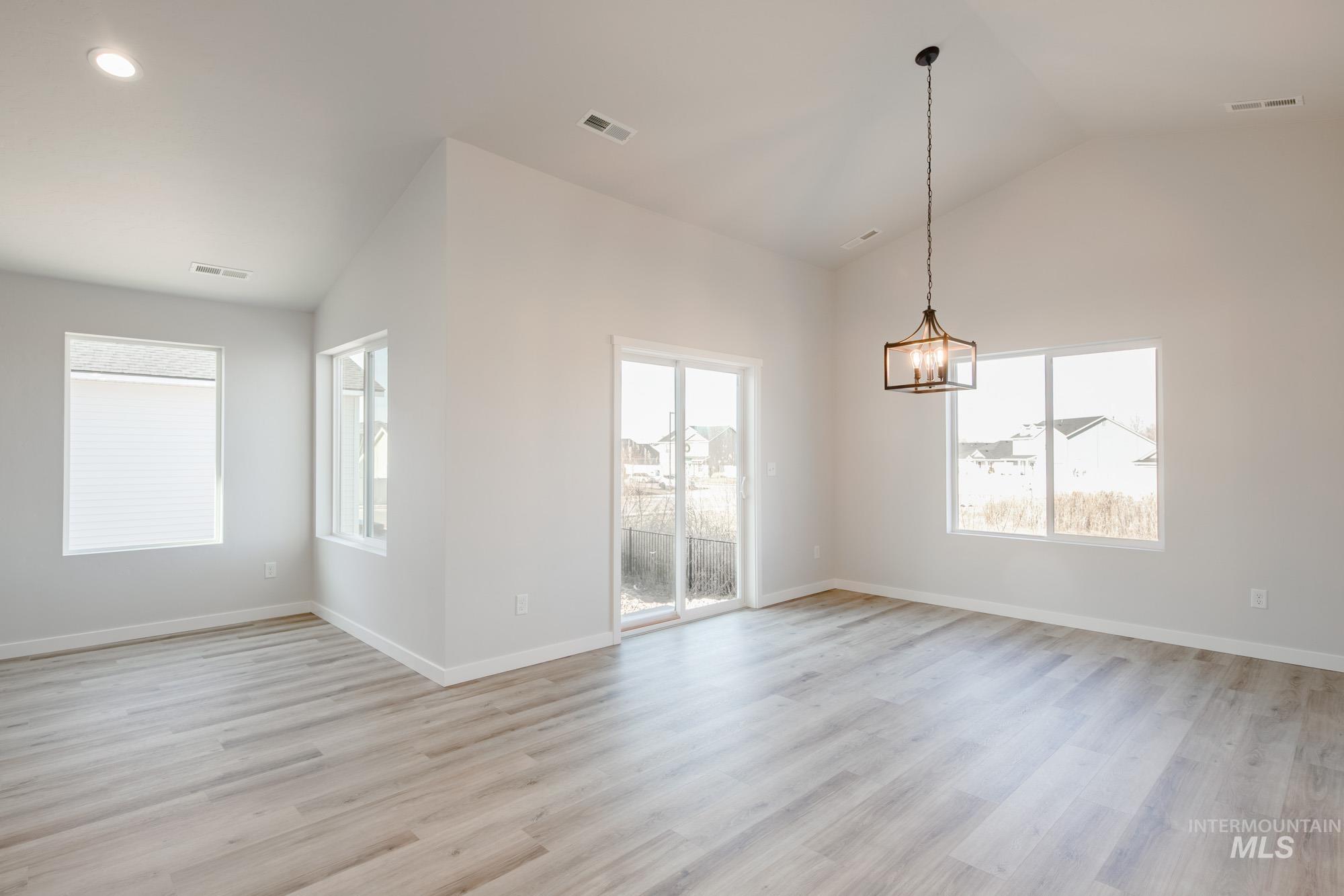 3508 E Boxelder Dr, Nampa, Idaho 83686, 4 Bedrooms, 2 Bathrooms, Residential For Sale, Price $450,990,MLS 98970584