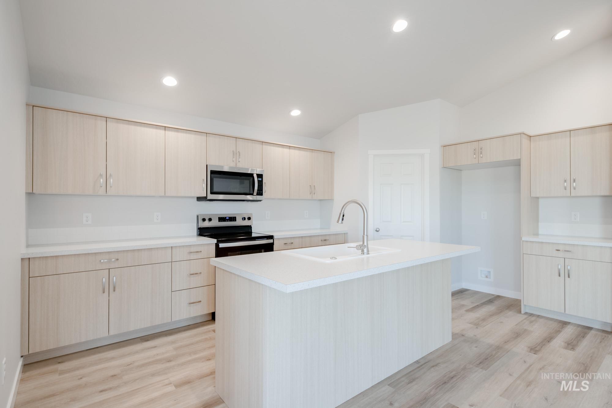 3508 E Boxelder Dr, Nampa, Idaho 83686, 4 Bedrooms, 2 Bathrooms, Residential For Sale, Price $450,990,MLS 98970584