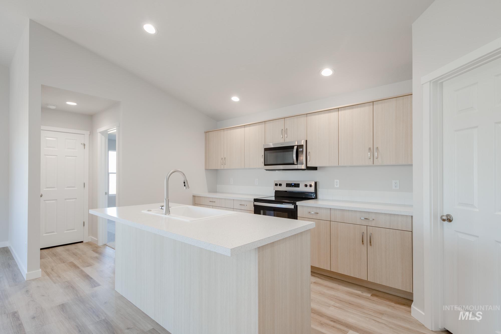 3508 E Boxelder Dr, Nampa, Idaho 83686, 4 Bedrooms, 2 Bathrooms, Residential For Sale, Price $450,990,MLS 98970584