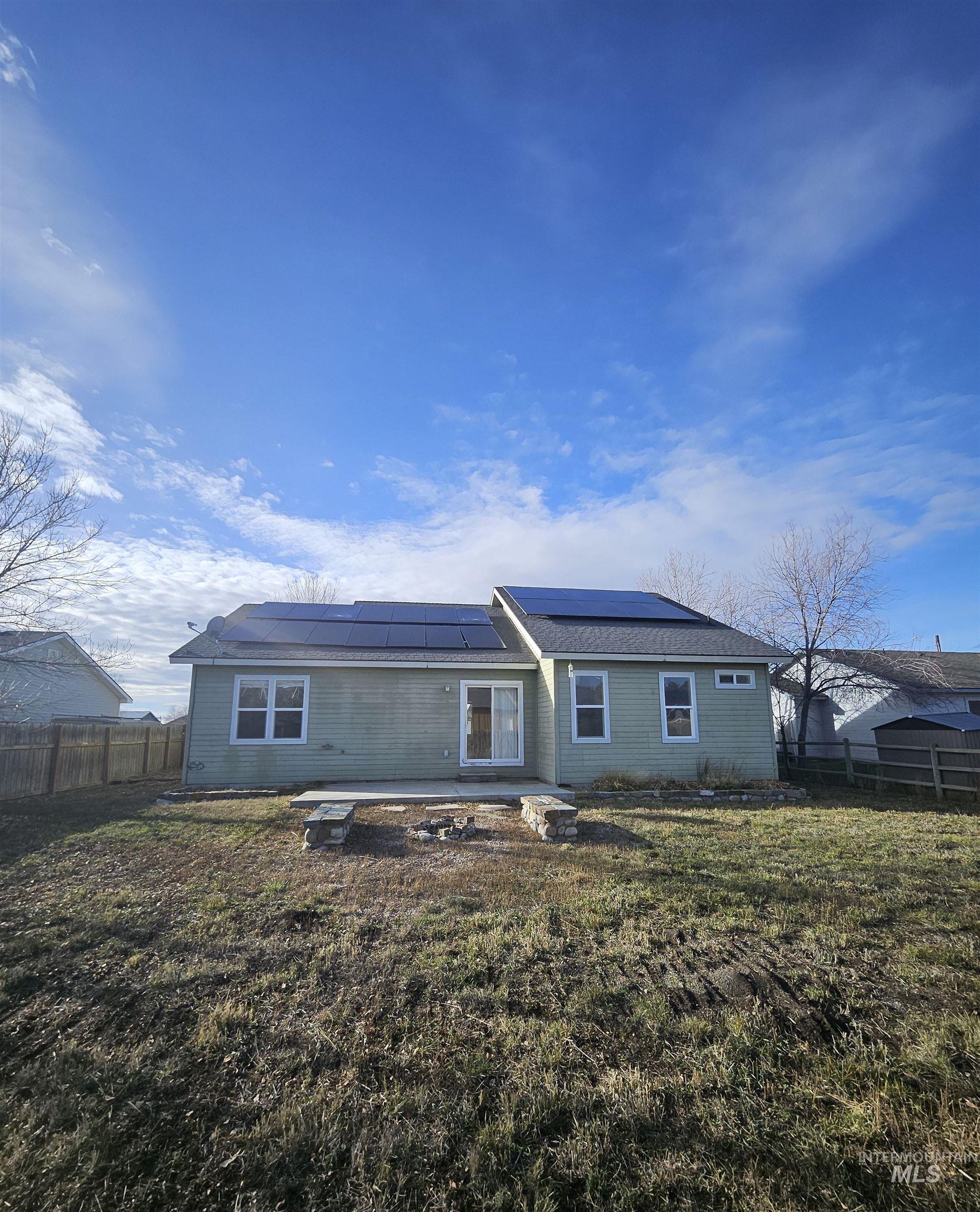 930 W 4th Street, Fairfield, Idaho 83327, 4 Bedrooms, 2 Bathrooms, Residential For Sale, Price $284,900, 98970585