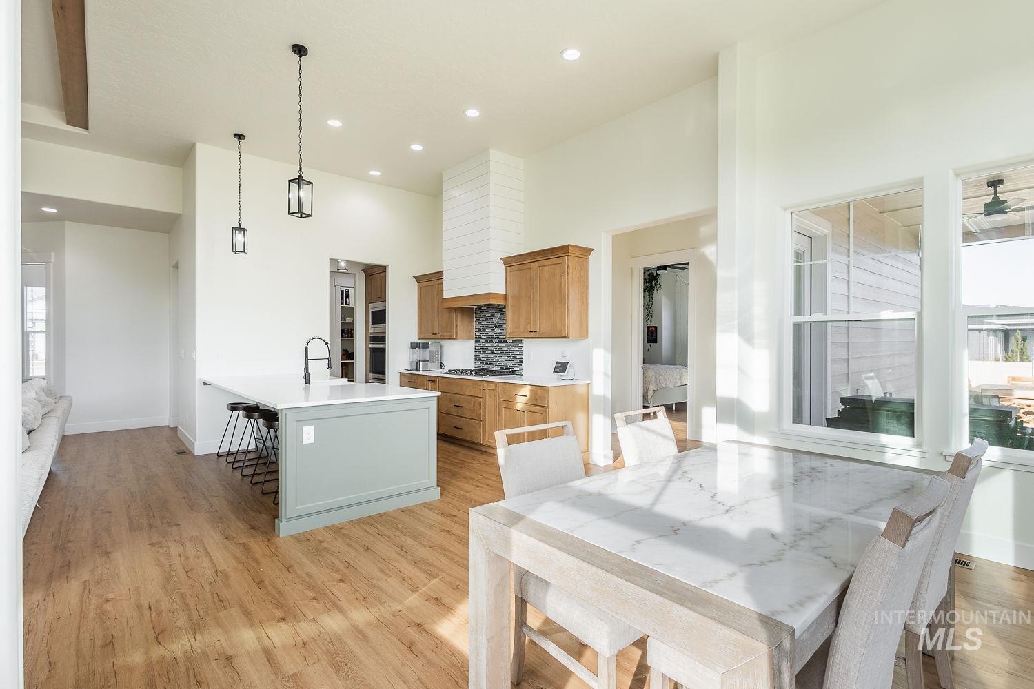 24806 Thunder Cloud St, Middleton, Idaho 83644, 3 Bedrooms, 3 Bathrooms, Residential For Sale, Price $825,000, 98970590