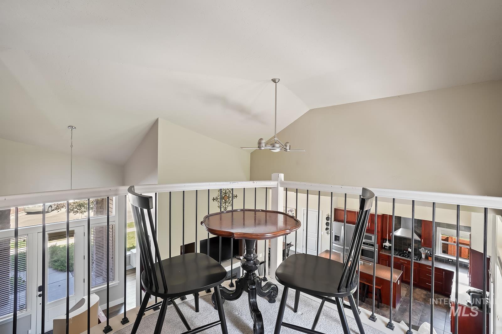 5327 N Red Hills Pl., Meridian, Idaho 83646, 4 Bedrooms, 2.5 Bathrooms, Residential For Sale, Price $699,999,MLS 98970593