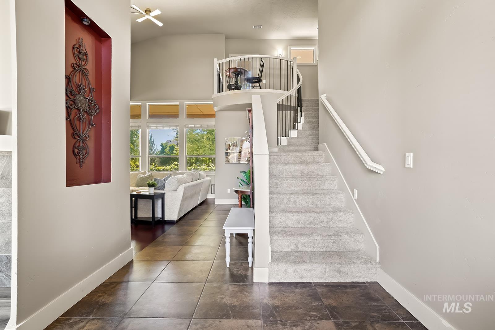 5327 N Red Hills Pl., Meridian, Idaho 83646, 4 Bedrooms, 2.5 Bathrooms, Residential For Sale, Price $699,999,MLS 98970593