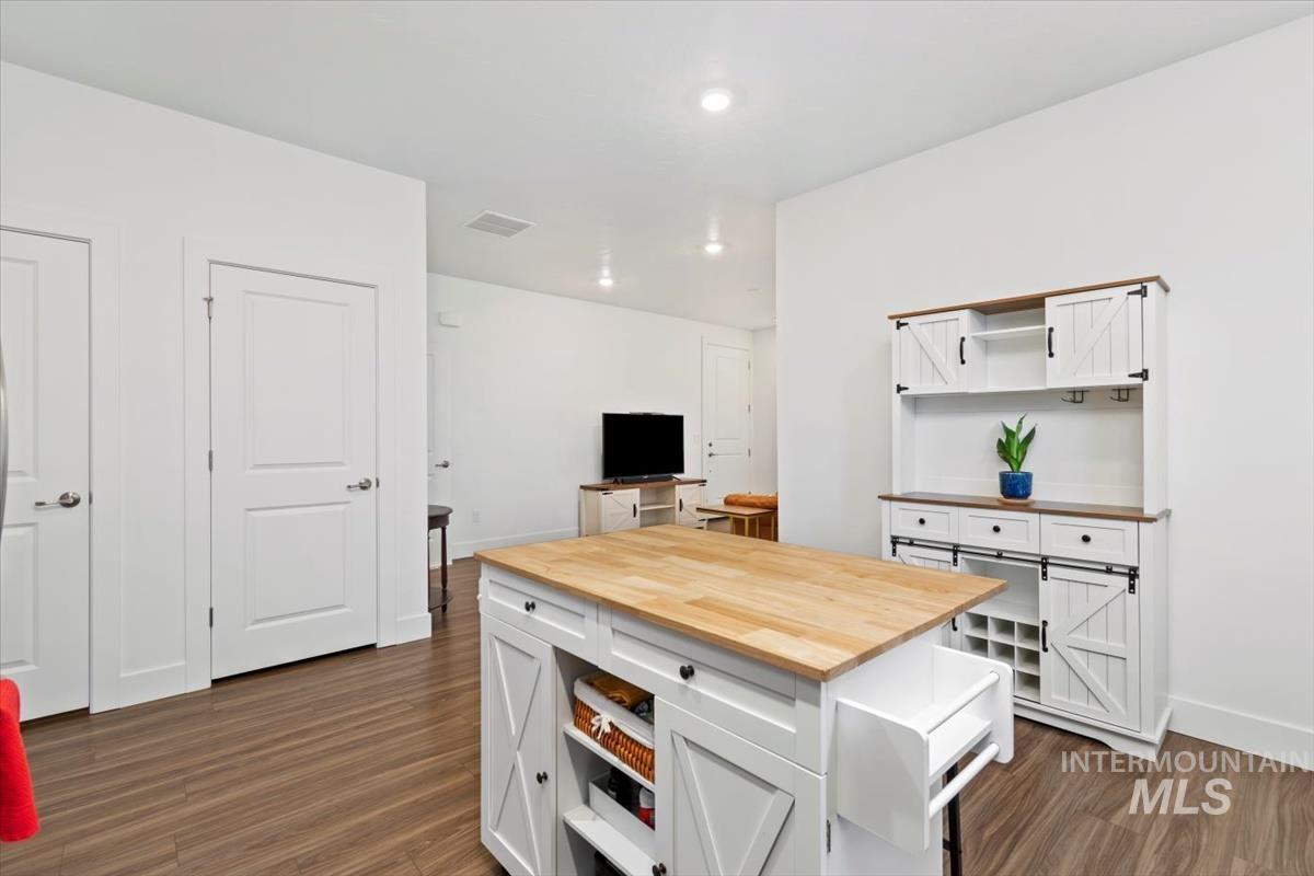 122 Insight Ct, Middleton, Idaho 83644, 5 Bedrooms, 4.5 Bathrooms, Residential For Sale, Price $720,000,MLS 98970596