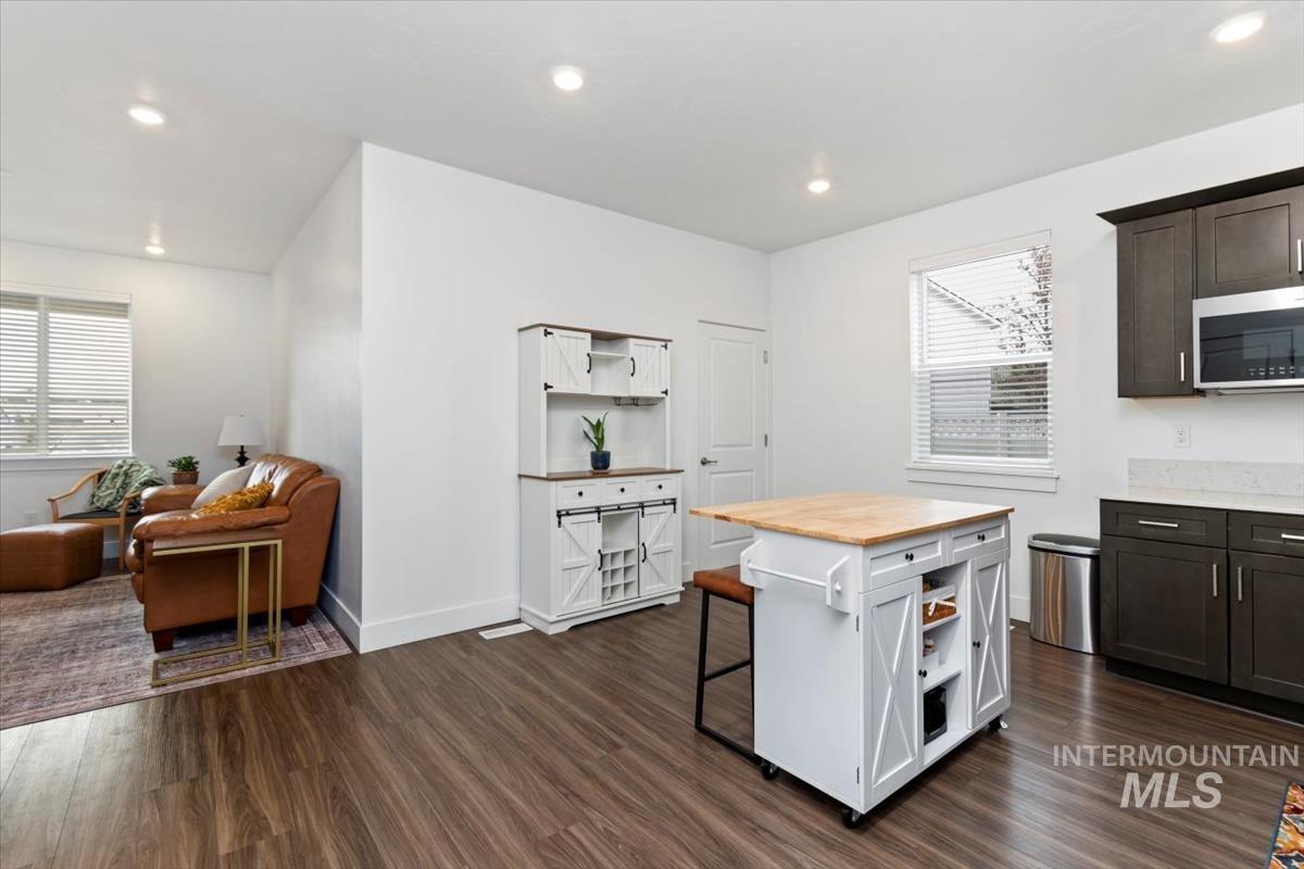 122 Insight Ct, Middleton, Idaho 83644, 5 Bedrooms, 4.5 Bathrooms, Residential For Sale, Price $720,000,MLS 98970596