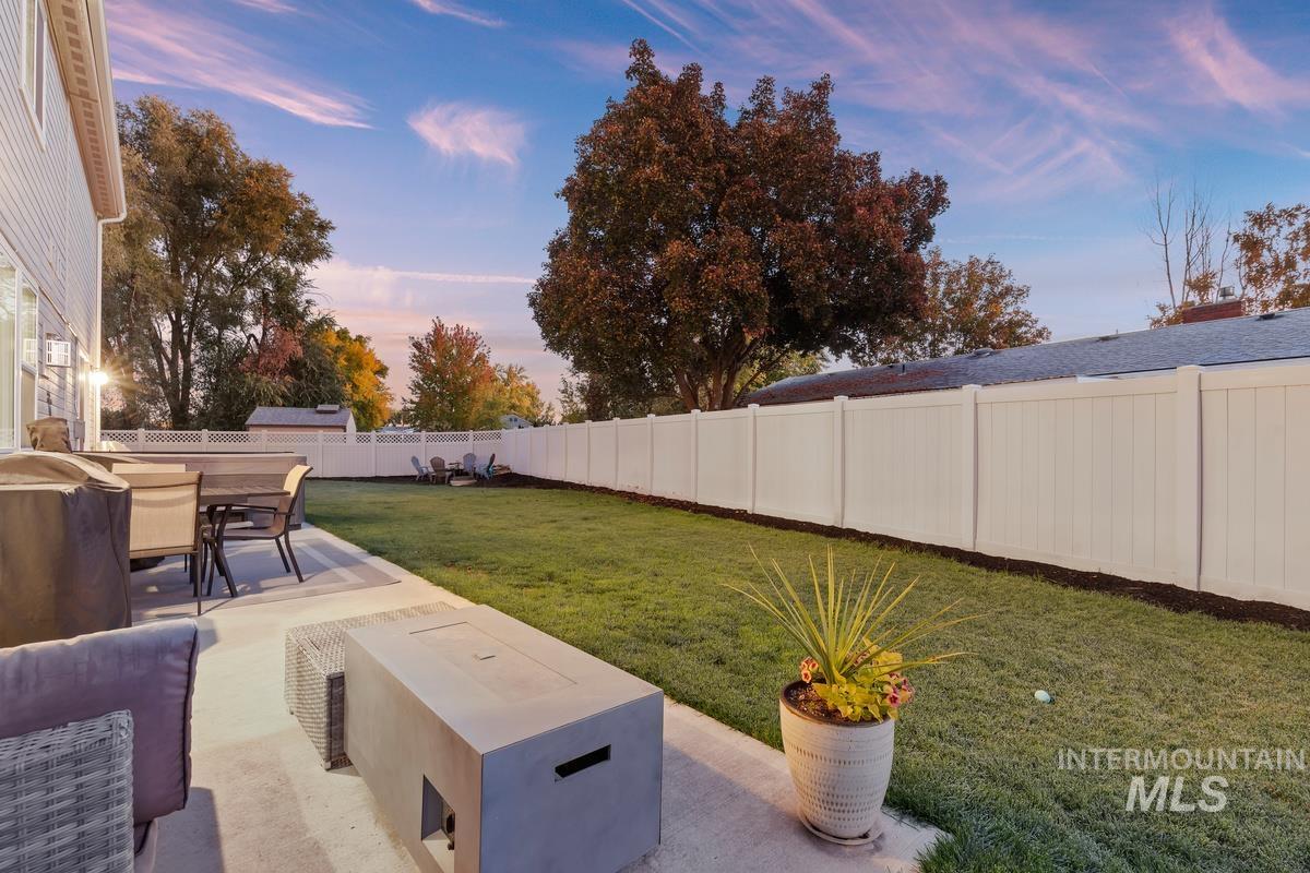 122 Insight Ct, Middleton, Idaho 83644, 5 Bedrooms, 4.5 Bathrooms, Residential For Sale, Price $720,000,MLS 98970596