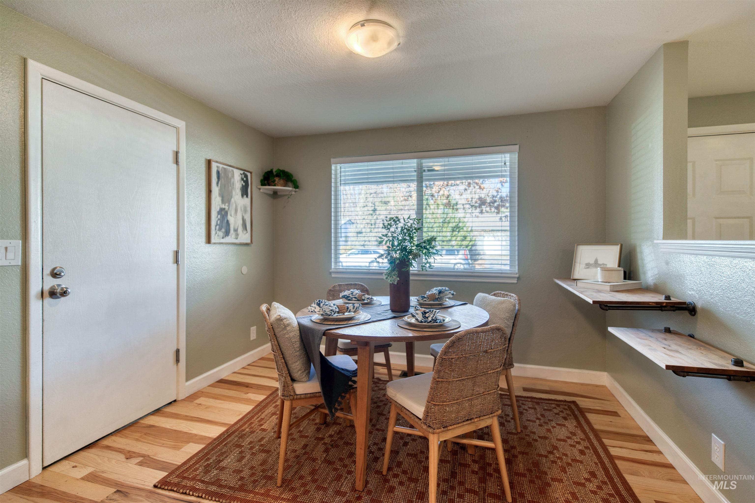 1365 E Rayburn Ct, Boise, Idaho 83706, 2 Bedrooms, 2 Bathrooms, Residential For Sale, Price $439,000, 98970597