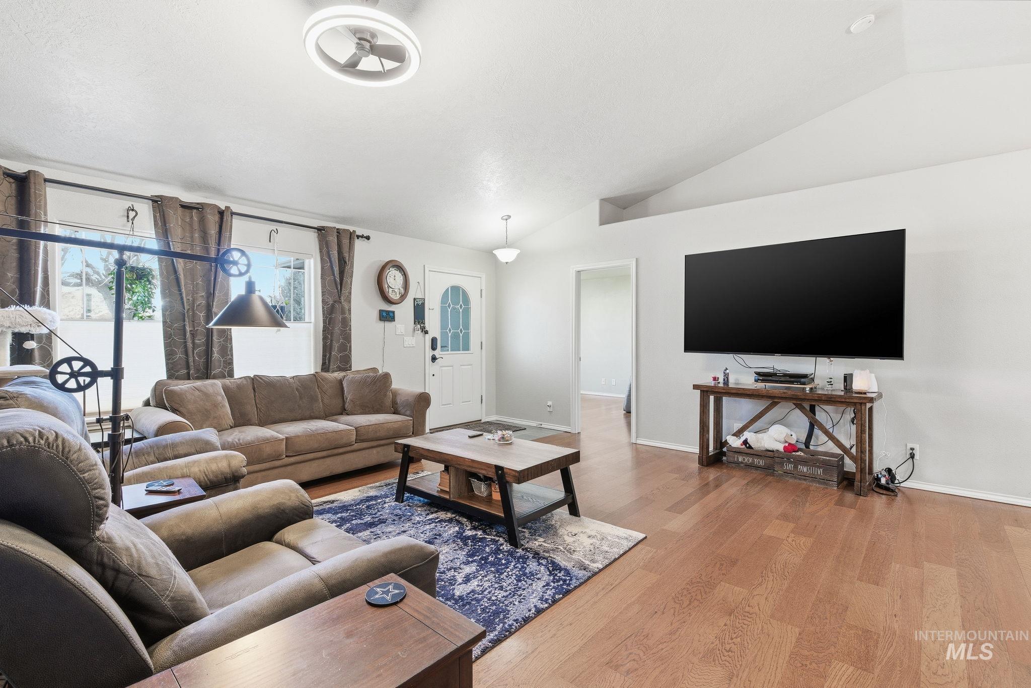 3125 N High Desert, Meridian, Idaho 83642, 4 Bedrooms, 2 Bathrooms, Residential For Sale, Price $495,000, 98970599