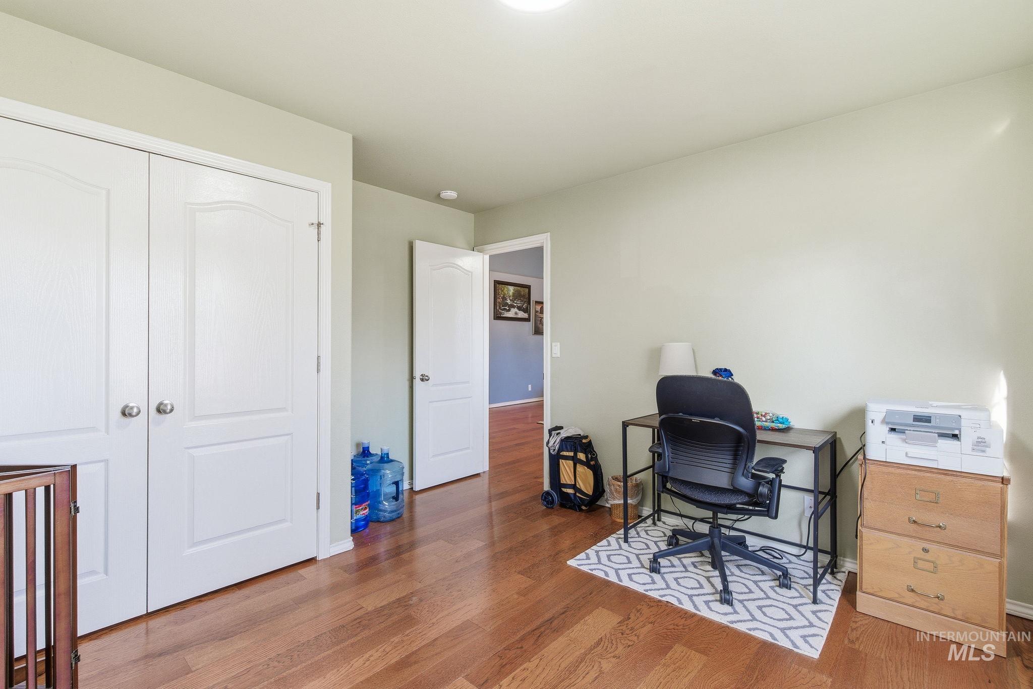 3125 N High Desert, Meridian, Idaho 83642, 4 Bedrooms, 2 Bathrooms, Residential For Sale, Price $495,000, 98970599