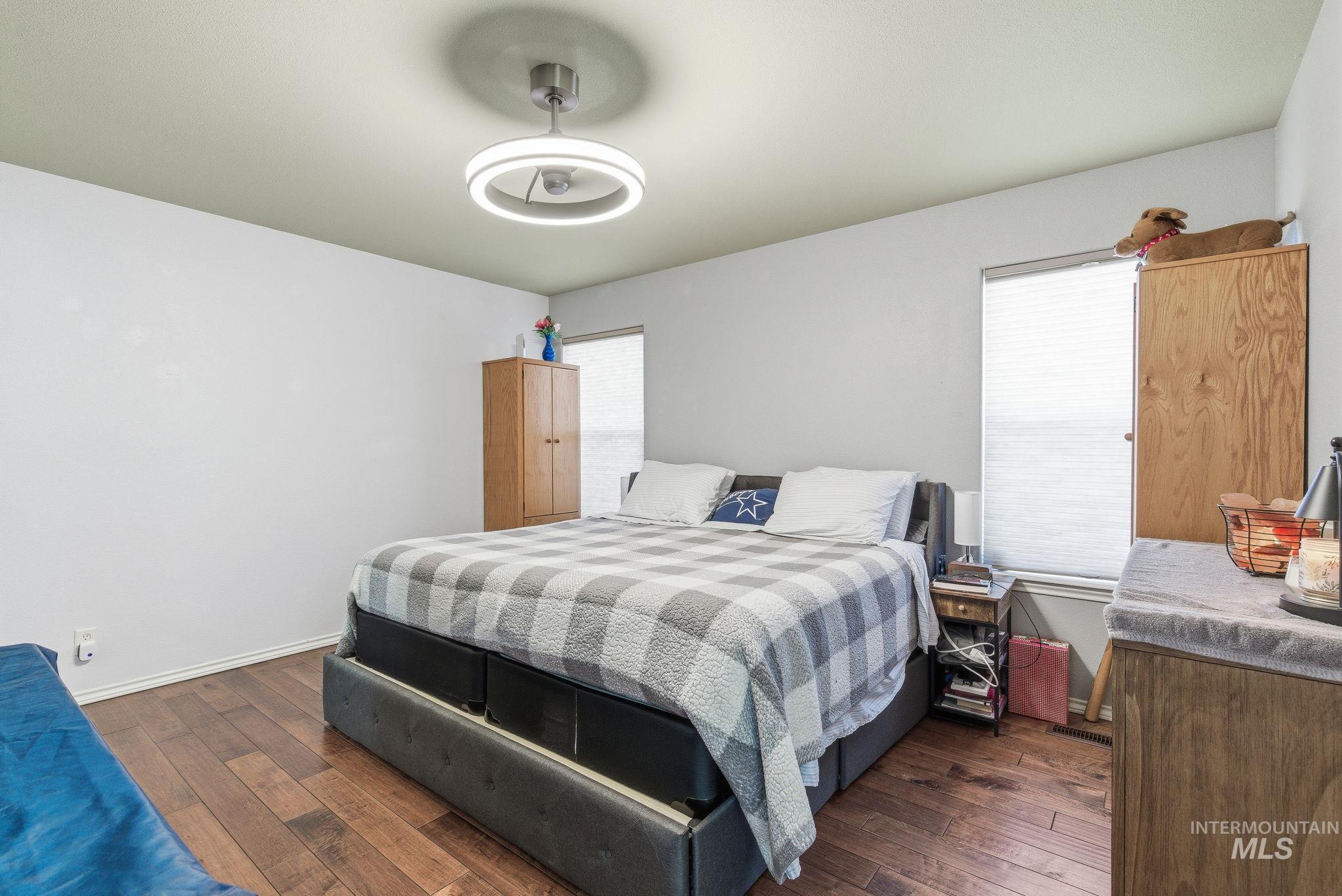 3125 N High Desert, Meridian, Idaho 83642, 4 Bedrooms, 2 Bathrooms, Residential For Sale, Price $495,000, 98970599