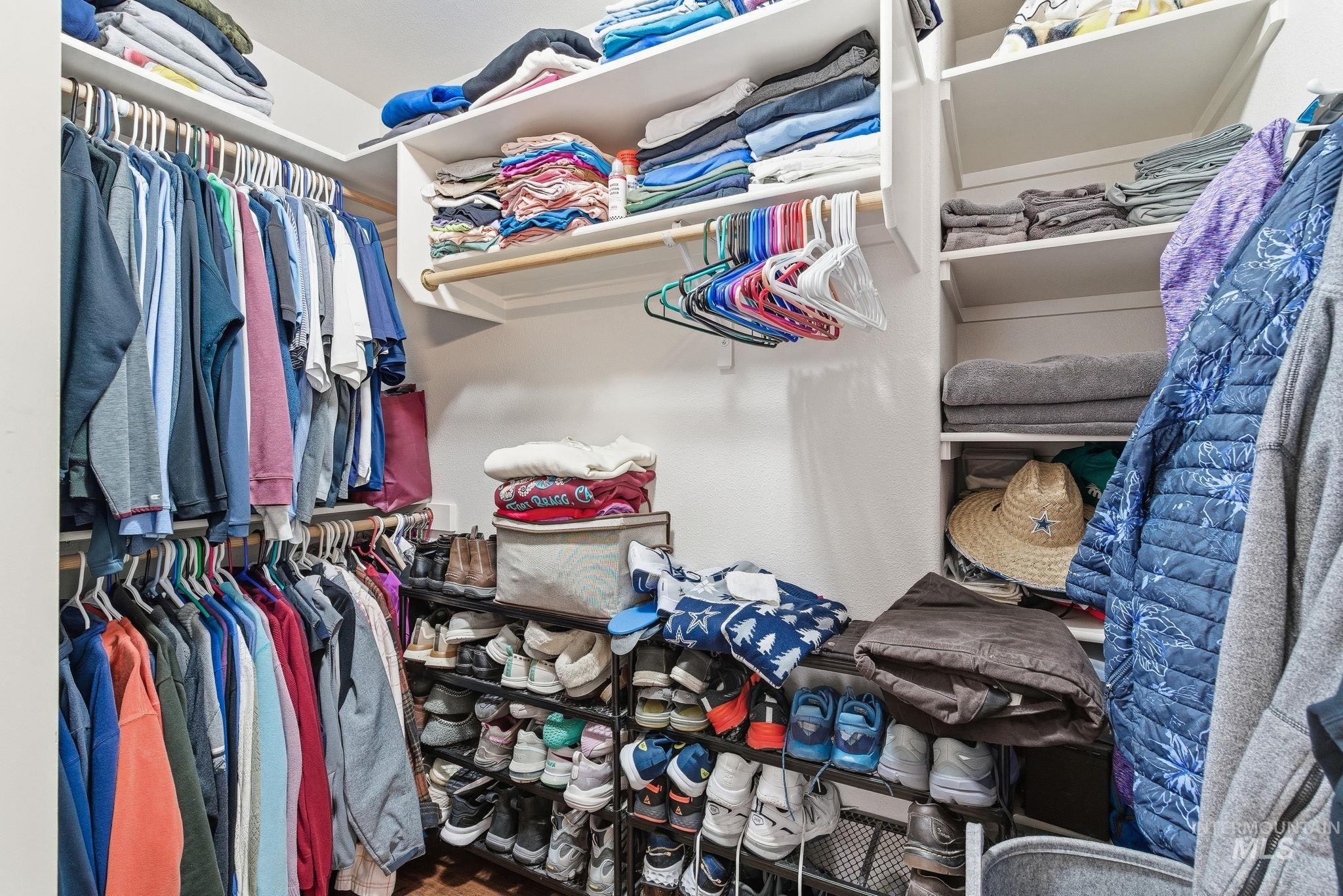 3125 N High Desert, Meridian, Idaho 83642, 4 Bedrooms, 2 Bathrooms, Residential For Sale, Price $495,000, 98970599