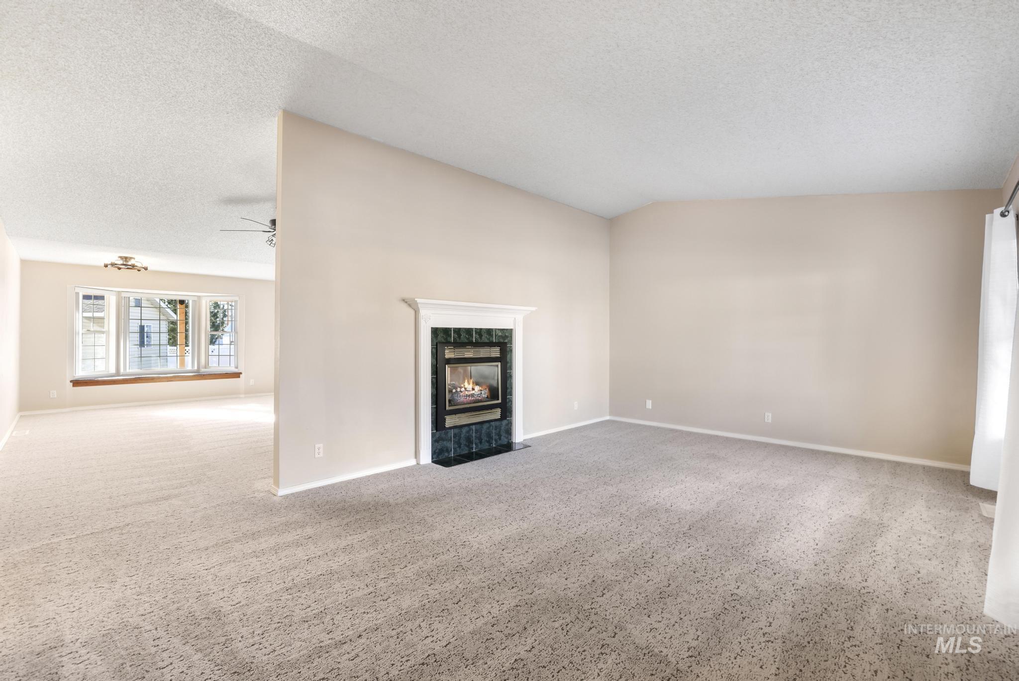 360 E Main, Hagerman, Idaho 83332, 3 Bedrooms, 2.5 Bathrooms, Residential For Sale, Price $520,000, 98970603