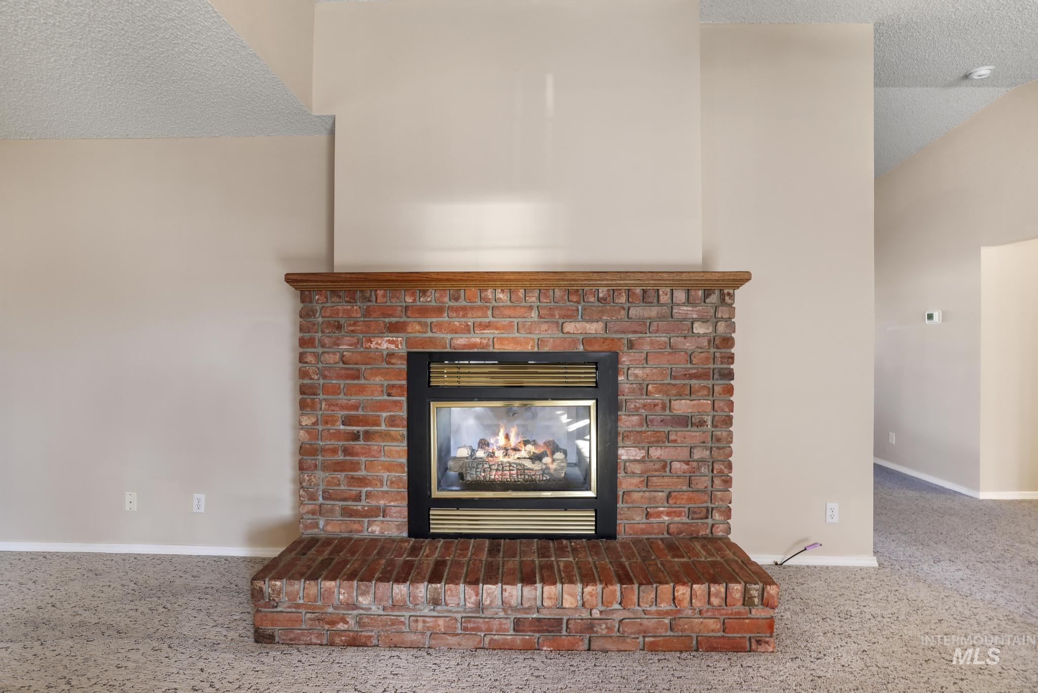 360 E Main, Hagerman, Idaho 83332, 3 Bedrooms, 2.5 Bathrooms, Residential For Sale, Price $520,000, 98970603