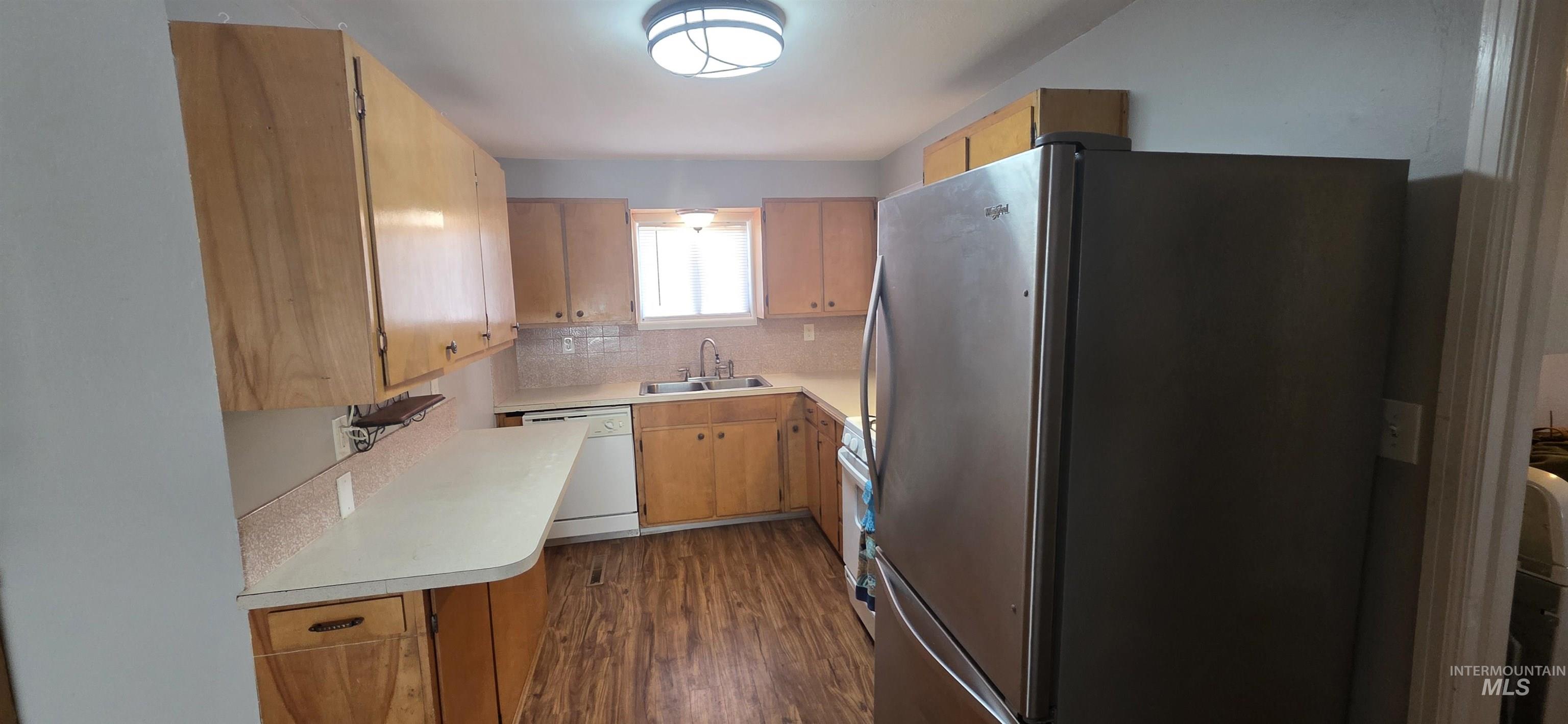 1420 N 9th, Payette, Idaho 83661, 2 Bedrooms, 2 Bathrooms, Residential For Sale, Price $295,000, 98970606