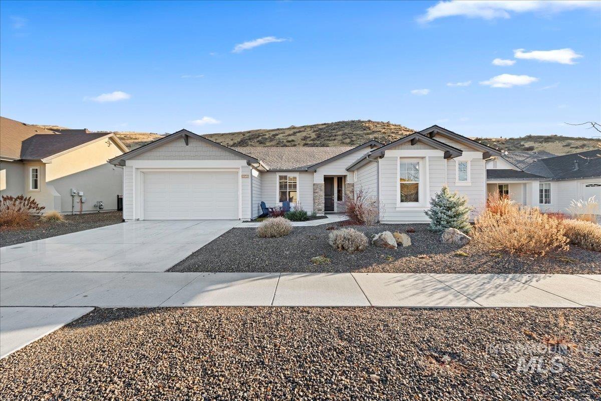 20462 N Shepherds Pie Way, Boise, Idaho 83714, 3 Bedrooms, 2.5 Bathrooms, Residential For Sale, Price $649,900, 98970607