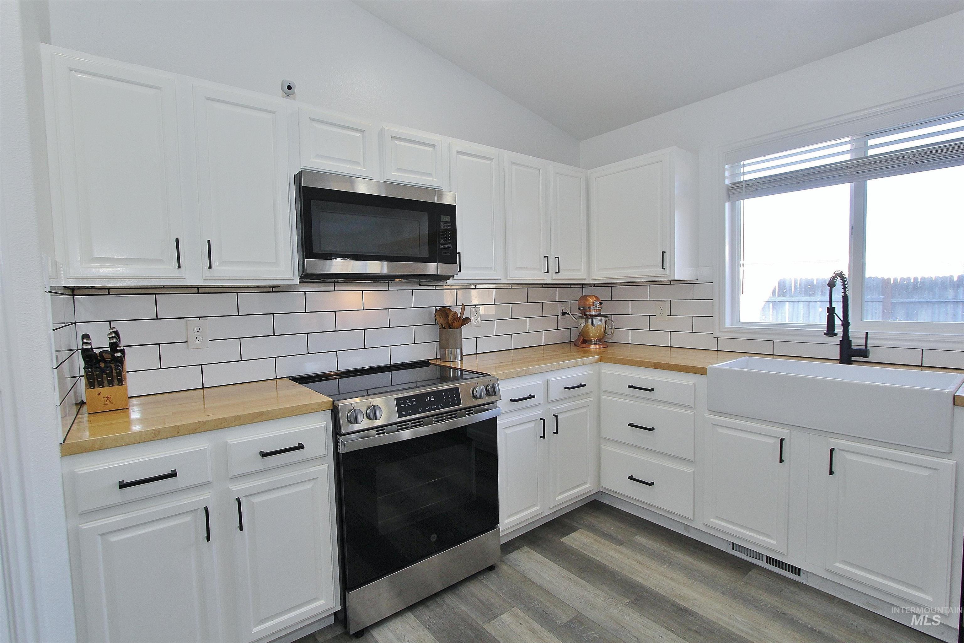 808 Ada Court, Nampa, Idaho 83686, 4 Bedrooms, 3 Bathrooms, Residential For Sale, Price $419,900, 98970610