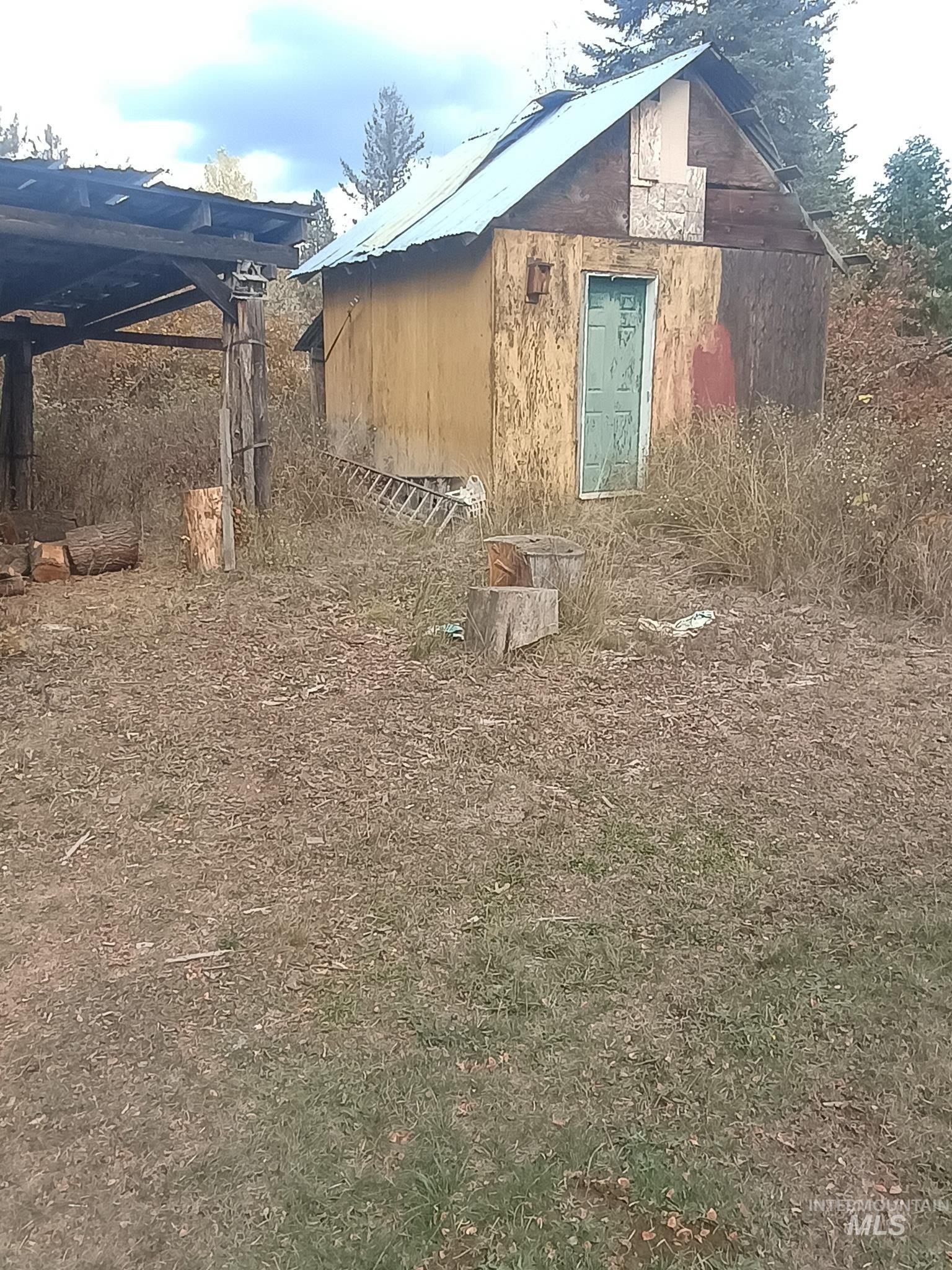 5580 Hwy 8, Helmer, Idaho 83823, 2 Bedrooms, 1 Bathroom, Residential For Sale, Price $325,000, 98970612