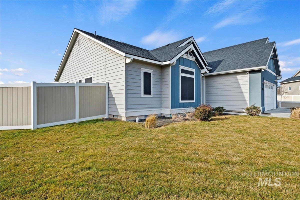 2126 W Pine Creek Dr, Nampa, Idaho 83686, 4 Bedrooms, 2 Bathrooms, Residential For Sale, Price $469,900,MLS 98970617