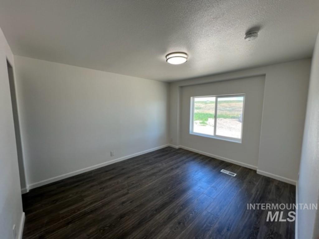 2940 1st Lane E, Parma, Idaho 83660, 4 Bedrooms, 2 Bathrooms, Residential For Sale, Price $590,000, 98970630