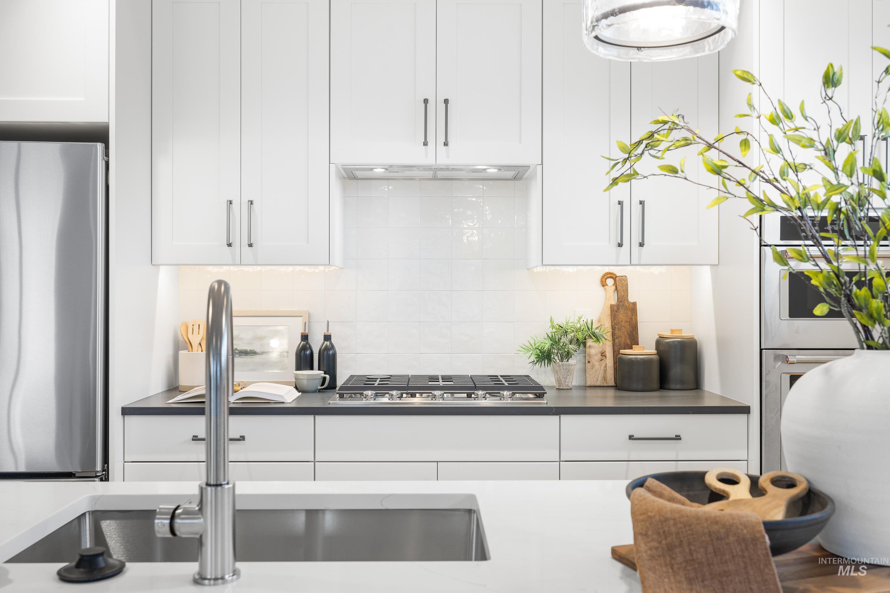 3057 N Lapis Ave, Meridian, Idaho 83646, 3 Bedrooms, 2 Bathrooms, Residential For Sale, Price $565,000,MLS 98970631