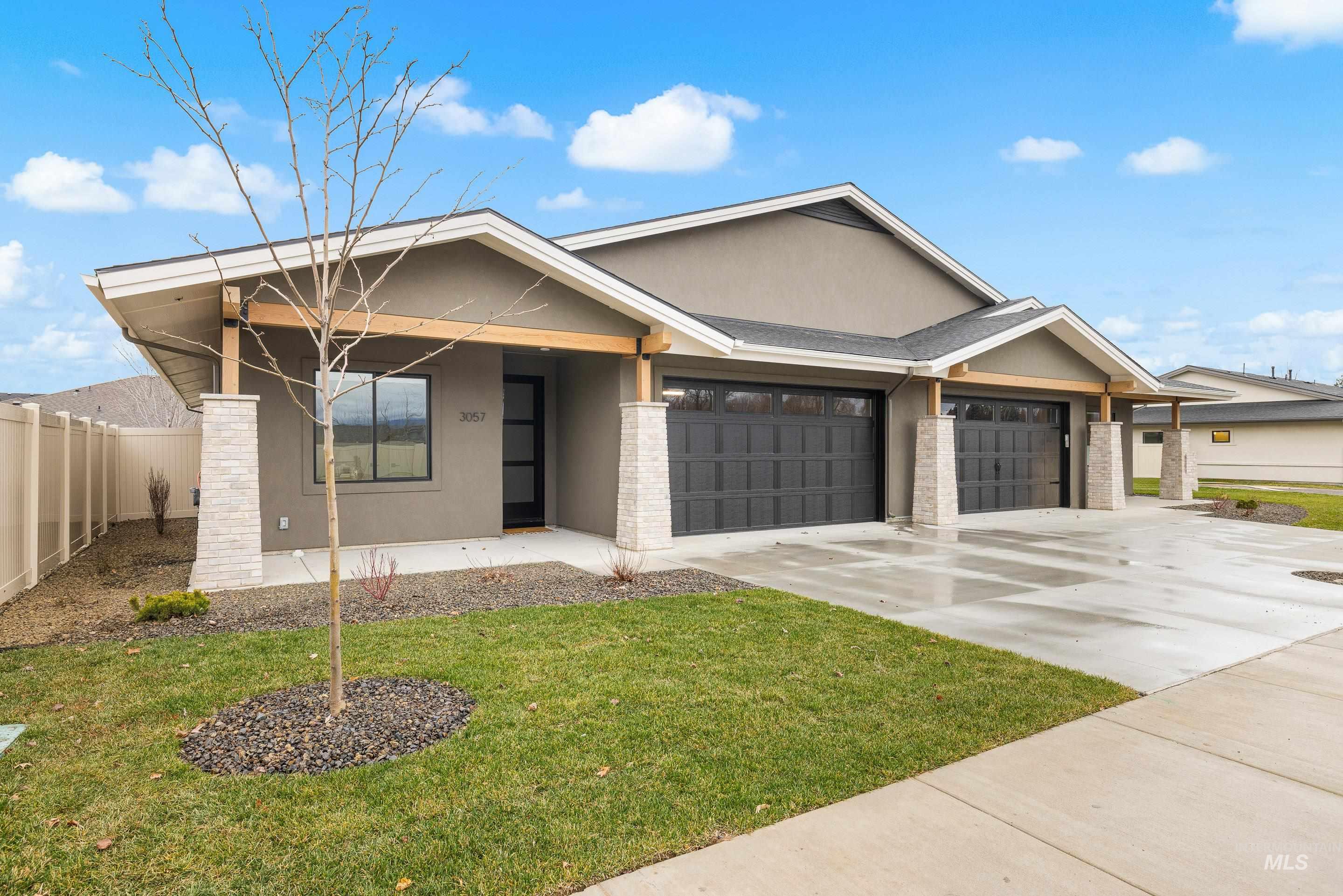 3057 N Lapis Ave, Meridian, Idaho 83646, 3 Bedrooms, 2 Bathrooms, Residential For Sale, Price $565,000,MLS 98970631