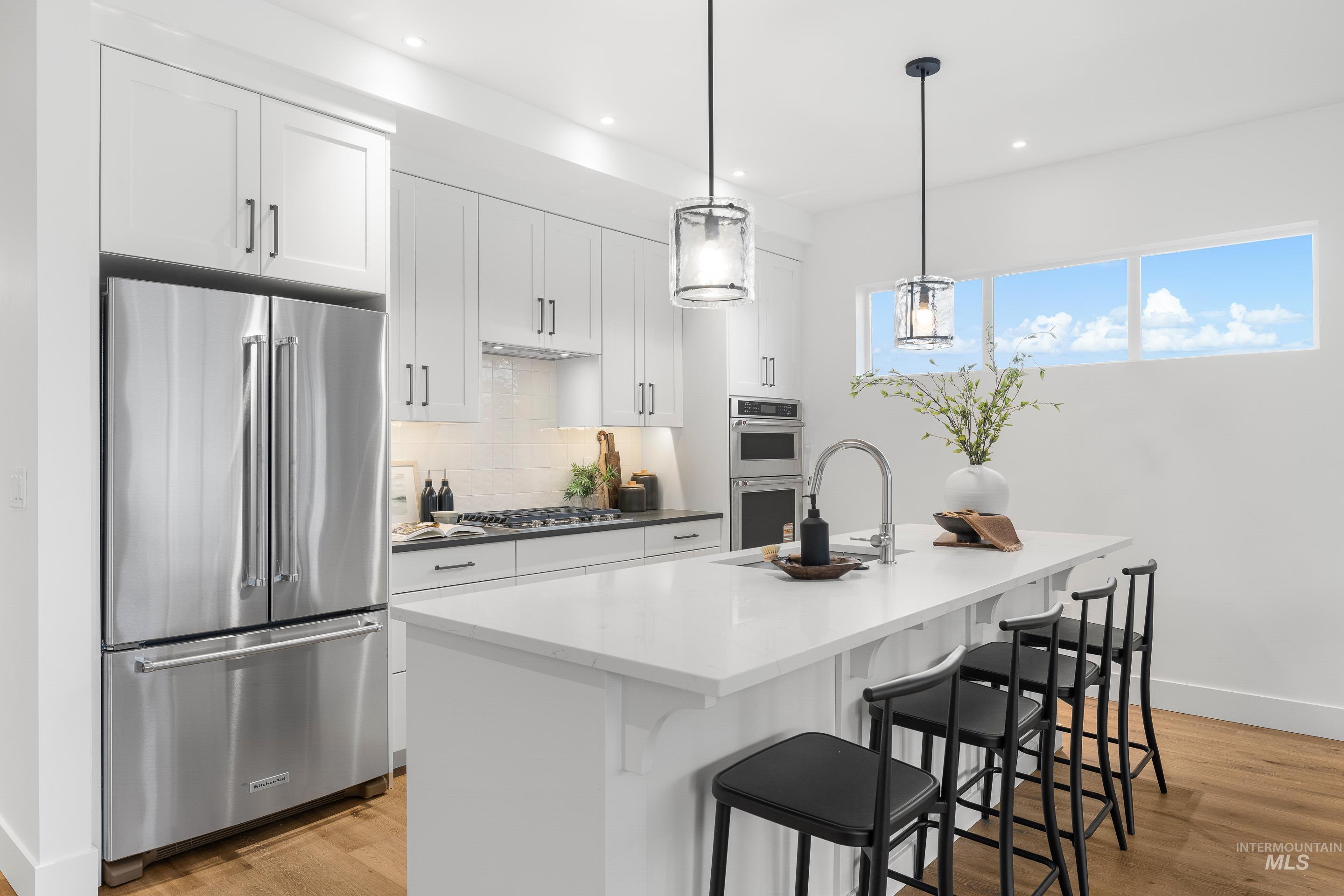 3071 N Lapis Ave, Meridian, Idaho 83646, 3 Bedrooms, 2 Bathrooms, Residential For Sale, Price $565,000,MLS 98970633