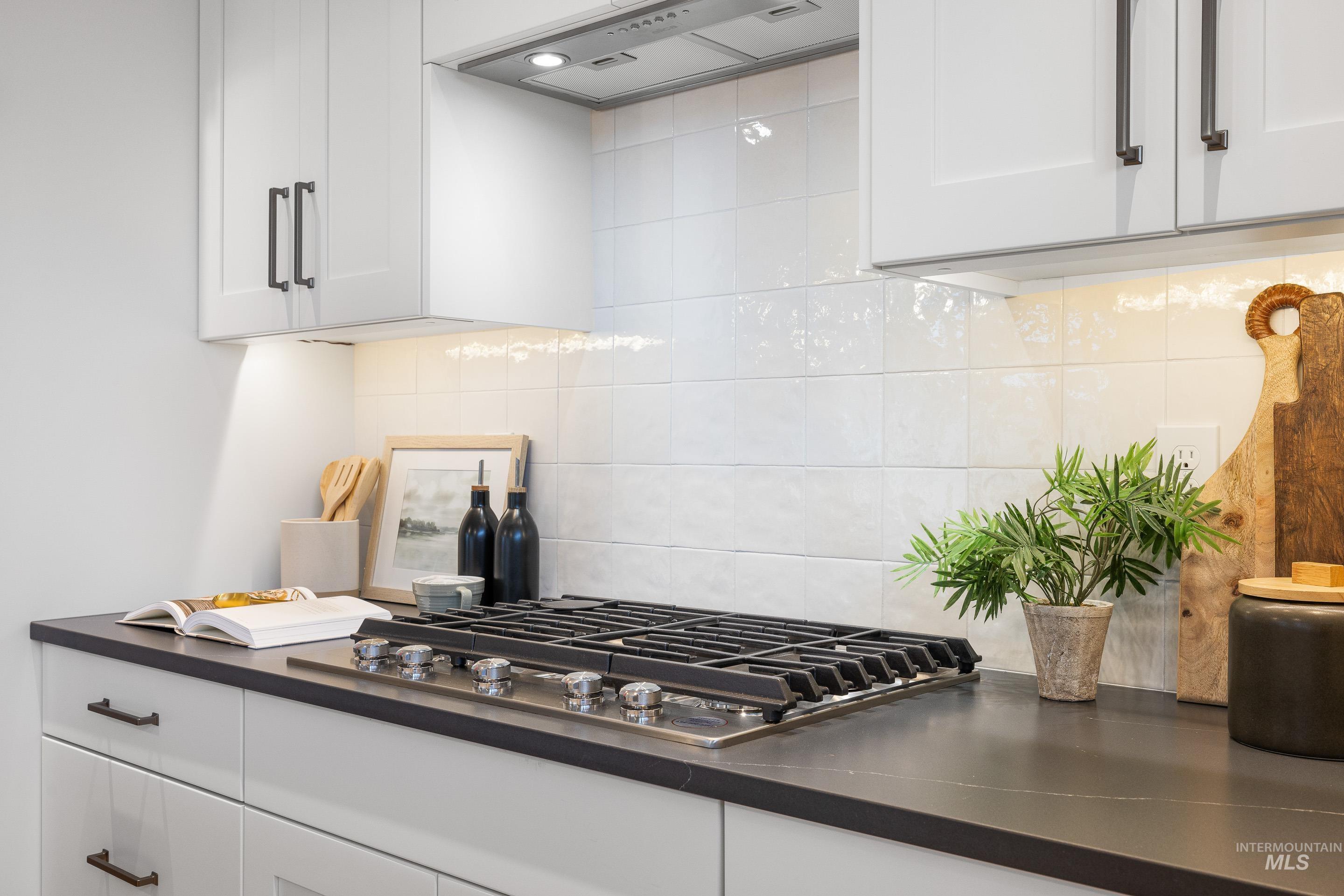 3071 N Lapis Ave, Meridian, Idaho 83646, 3 Bedrooms, 2 Bathrooms, Residential For Sale, Price $565,000,MLS 98970633