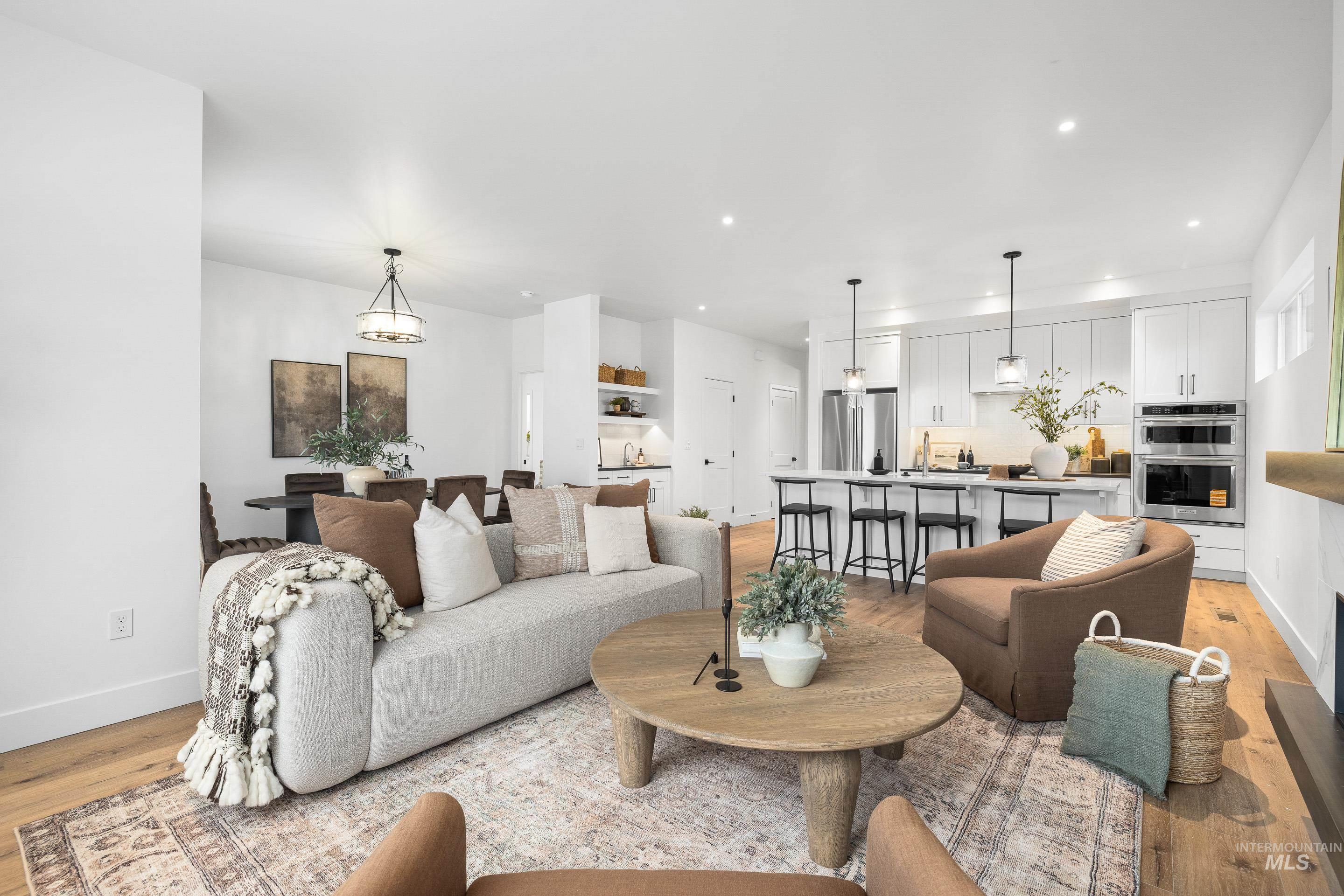 3071 N Lapis Ave, Meridian, Idaho 83646, 3 Bedrooms, 2 Bathrooms, Residential For Sale, Price $565,000,MLS 98970633