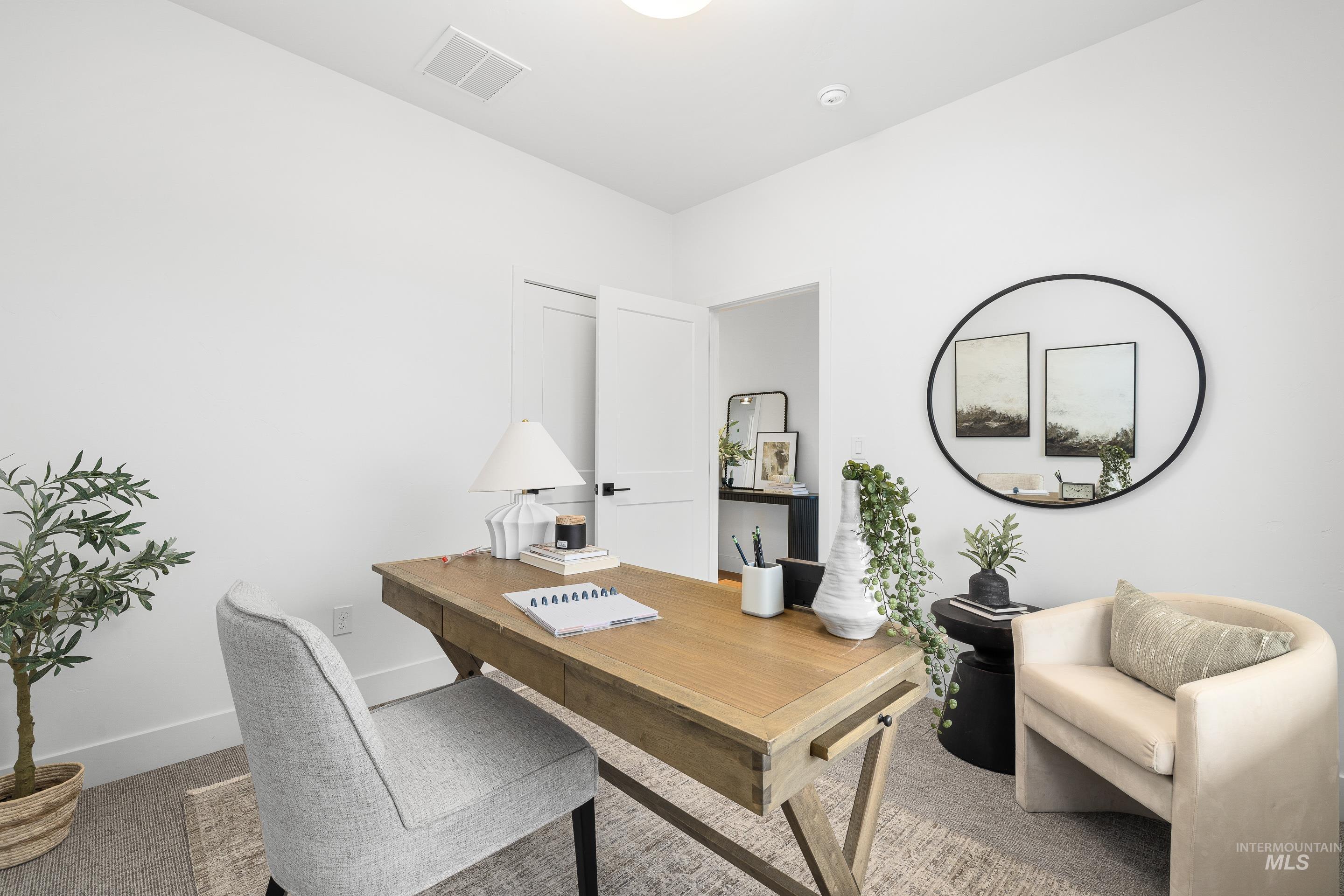 3071 N Lapis Ave, Meridian, Idaho 83646, 3 Bedrooms, 2 Bathrooms, Residential For Sale, Price $565,000,MLS 98970633