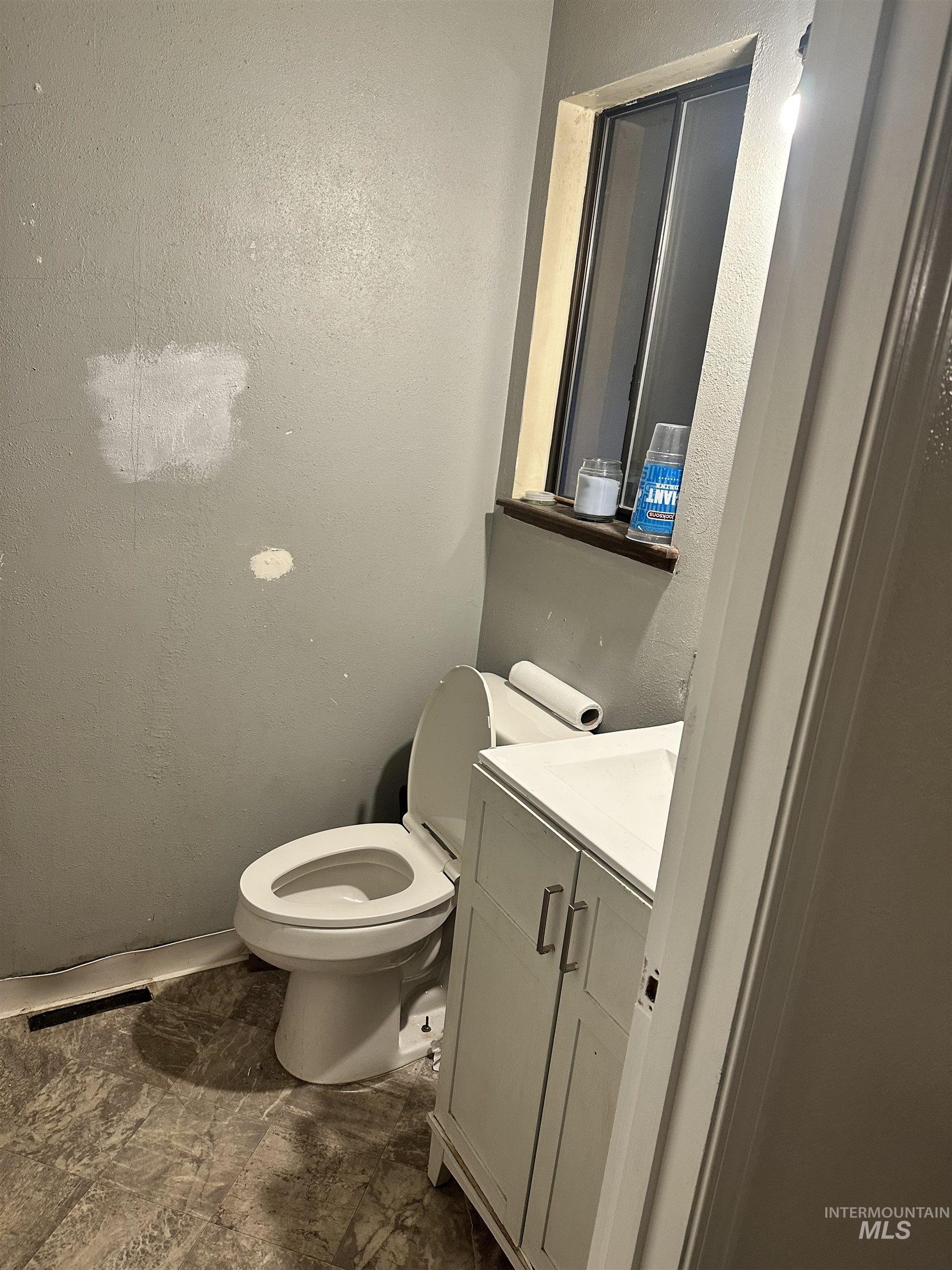 119 E Spruce St, Caldwell, Idaho 83605, 3 Bedrooms, 2 Bathrooms, Residential For Sale, Price $200,000,MLS 98970637