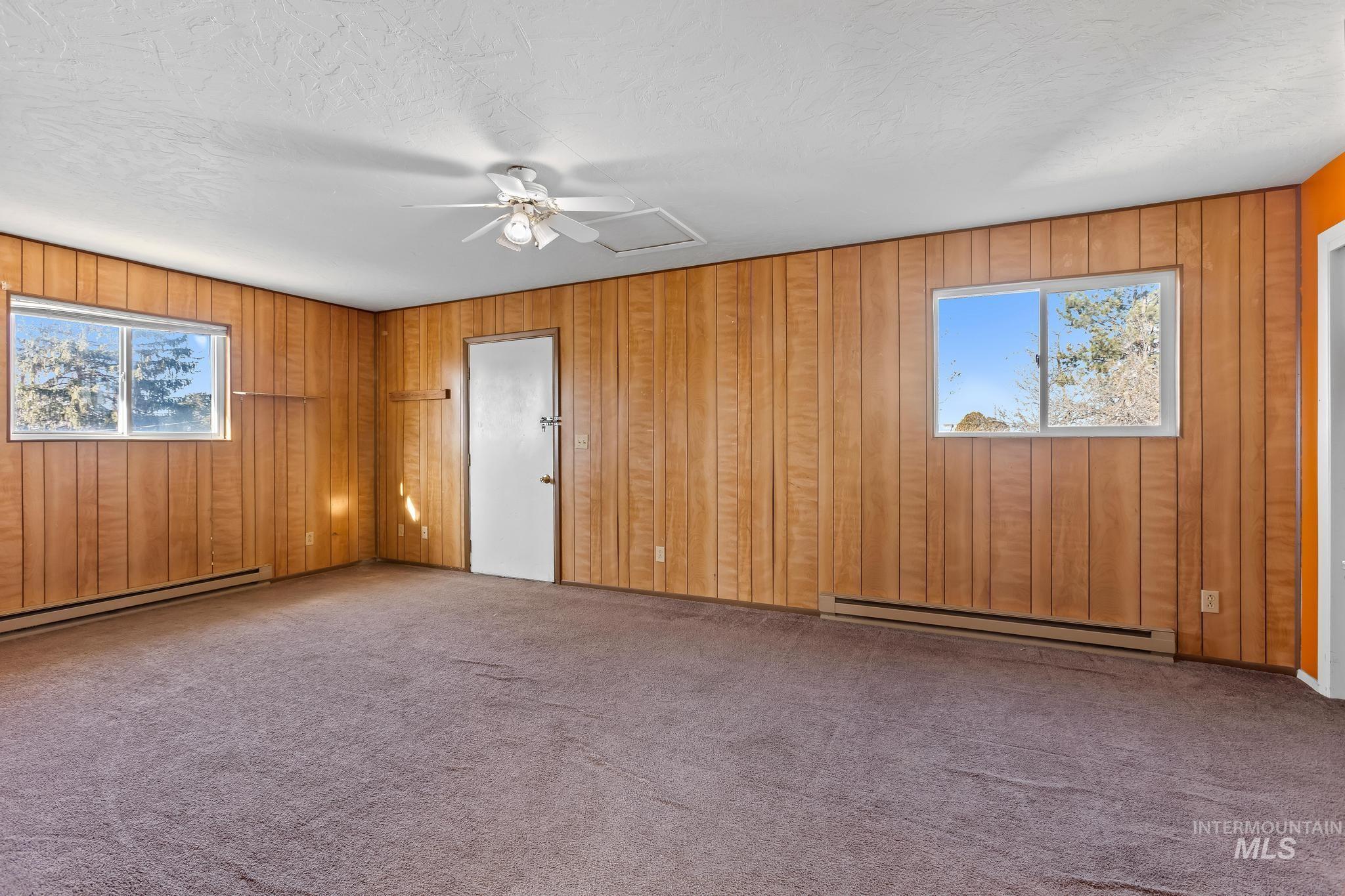 503 NW 3rd St, Fruitland, Idaho 83619, 5 Bedrooms, 2 Bathrooms, Residential For Sale, Price $399,990, 98970650