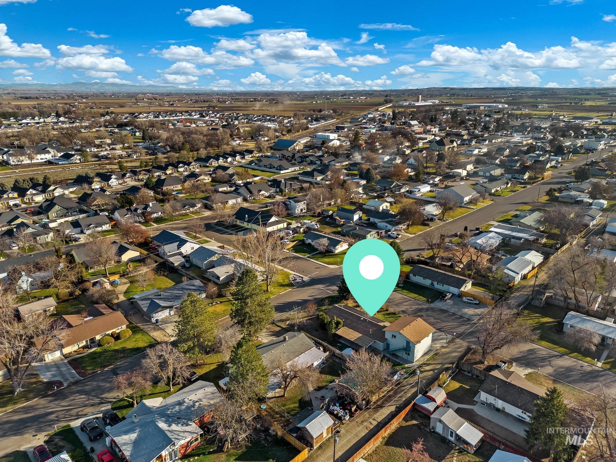 503 NW 3rd St, Fruitland, Idaho 83619, 5 Bedrooms, 2 Bathrooms, Residential For Sale, Price $399,990, 98970650