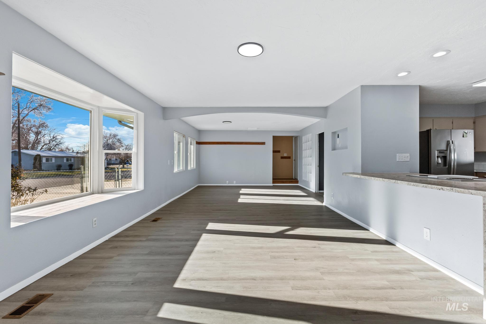 503 NW 3rd St, Fruitland, Idaho 83619, 5 Bedrooms, 2 Bathrooms, Residential For Sale, Price $399,990, 98970650