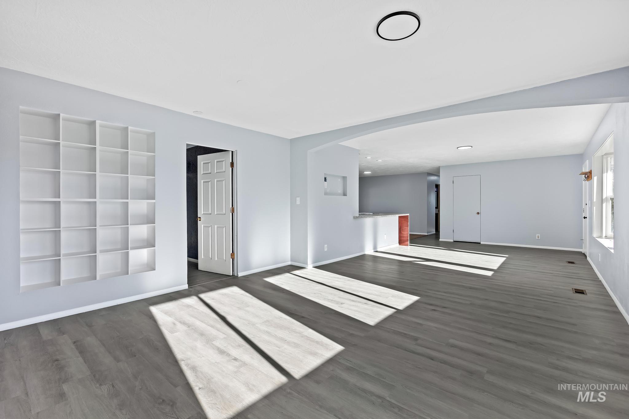 503 NW 3rd St, Fruitland, Idaho 83619, 5 Bedrooms, 2 Bathrooms, Residential For Sale, Price $399,990, 98970650