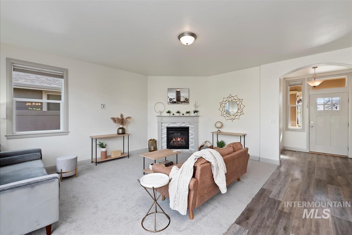 5932 W Quintale Dr., Meridian, Idaho 83646, 6 Bedrooms, 3.5 Bathrooms, Residential For Sale, Price $635,000,MLS 98970651