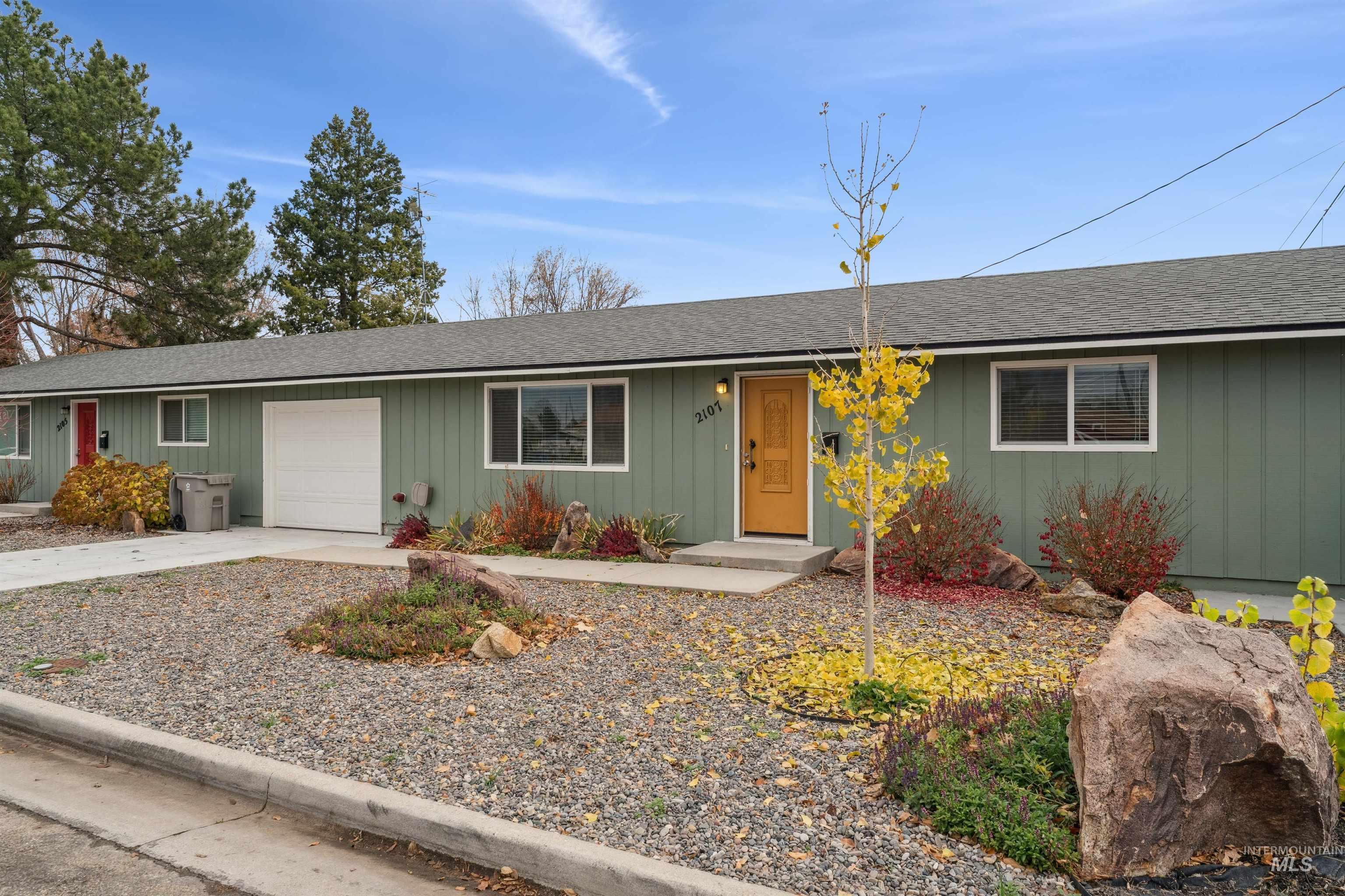 2105 Airport Ave, Caldwell, Idaho 83605, 2 Bedrooms, 1 Bathroom, Residential Income For Sale, Price $837,000,MLS 98970656
