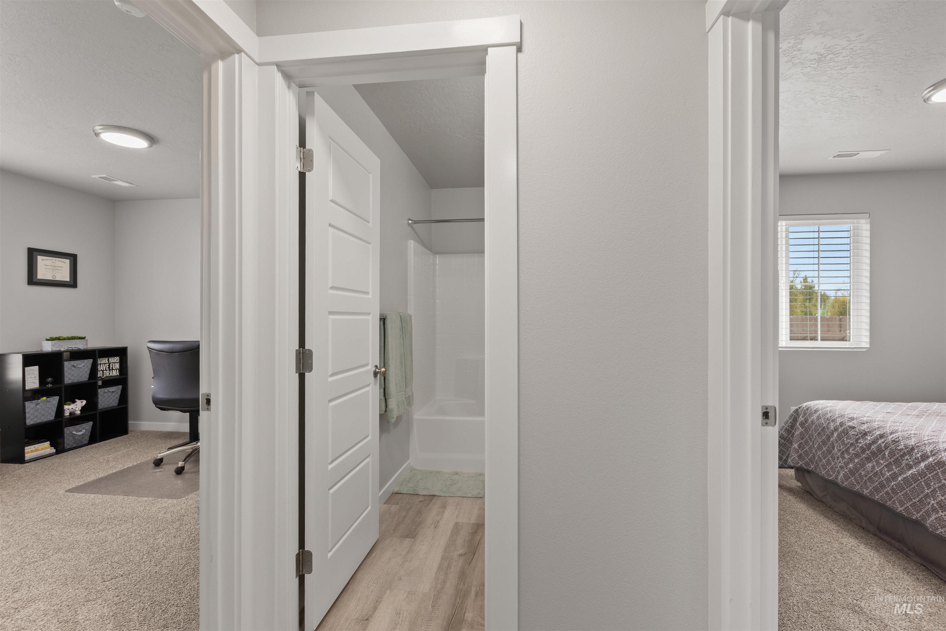 12667 W Fig Ct, Boise, Idaho 83713, 3 Bedrooms, 2 Bathrooms, Residential For Sale, Price $447,000, 98970660