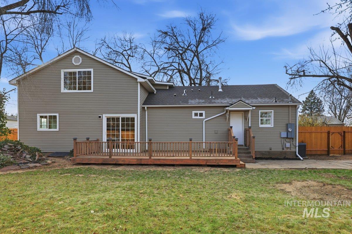 2310 W Frederic St, Boise, Idaho 83705, 4 Bedrooms, 3 Bathrooms, Residential For Sale, Price $649,990, 98970664