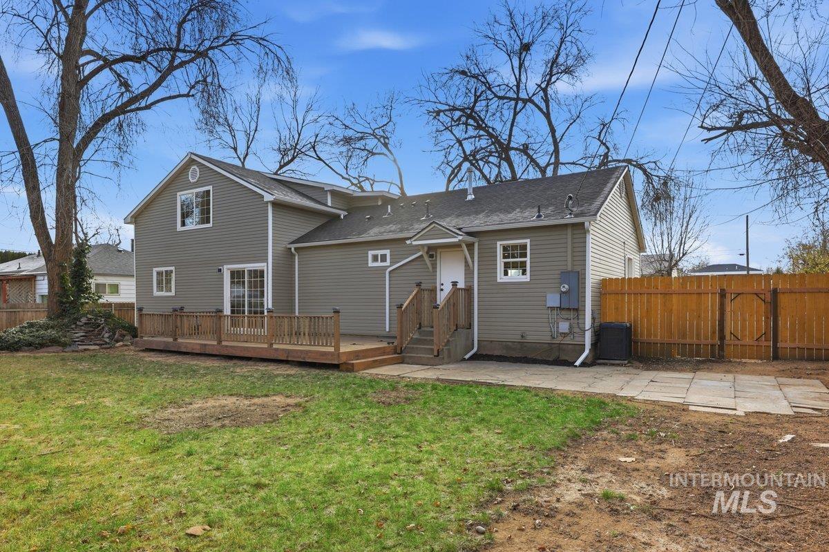 2310 W Frederic St, Boise, Idaho 83705, 4 Bedrooms, 3 Bathrooms, Residential For Sale, Price $649,990, 98970664