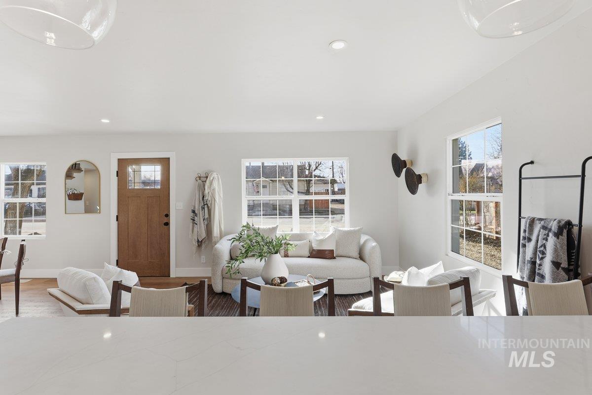 2310 W Frederic St, Boise, Idaho 83705, 4 Bedrooms, 3 Bathrooms, Residential For Sale, Price $649,990, 98970664