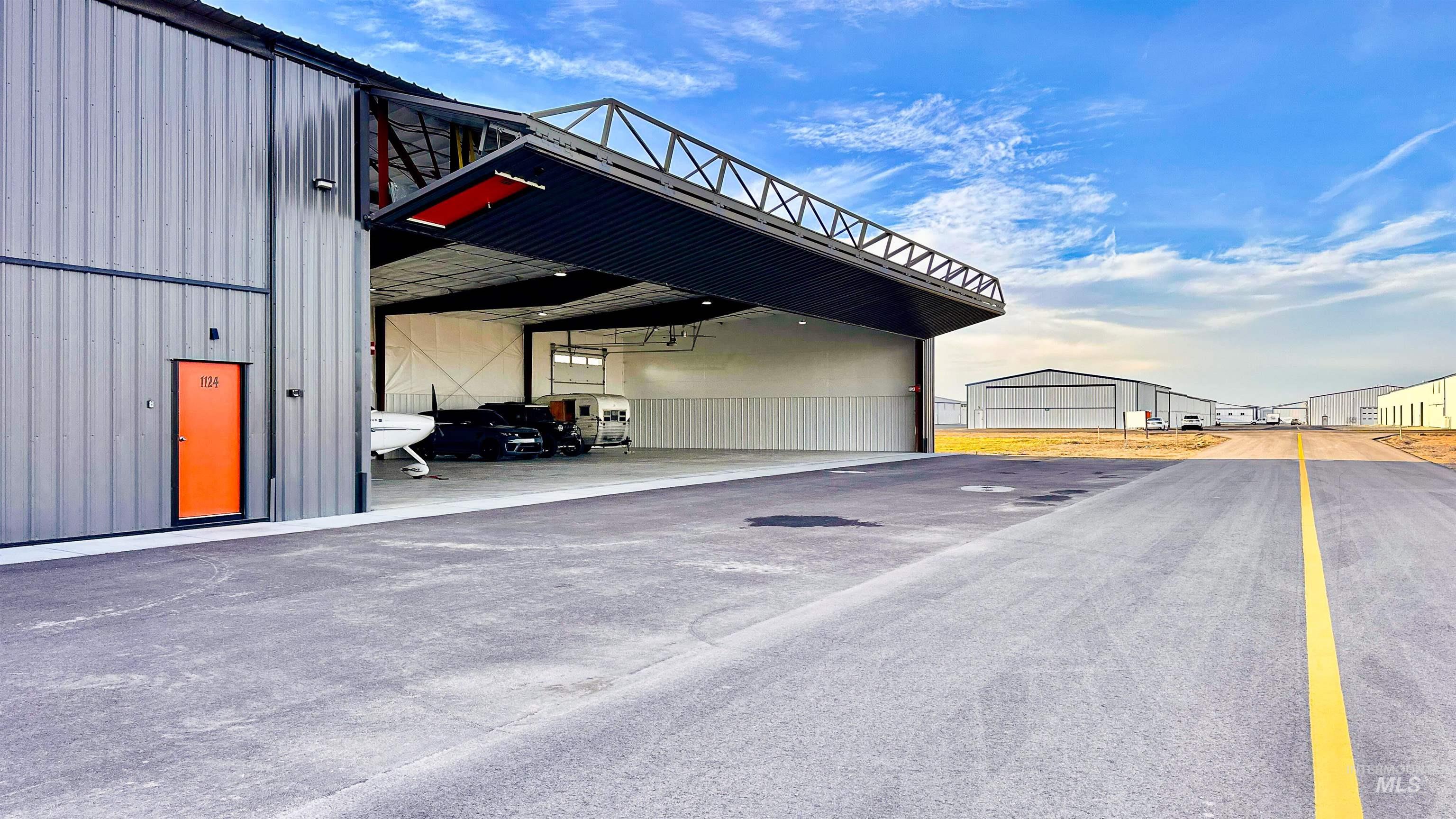 5515 Aviation Way, Caldwell, Idaho 83605, Business/Commercial For Sale, Price $850,000,MLS 98970671