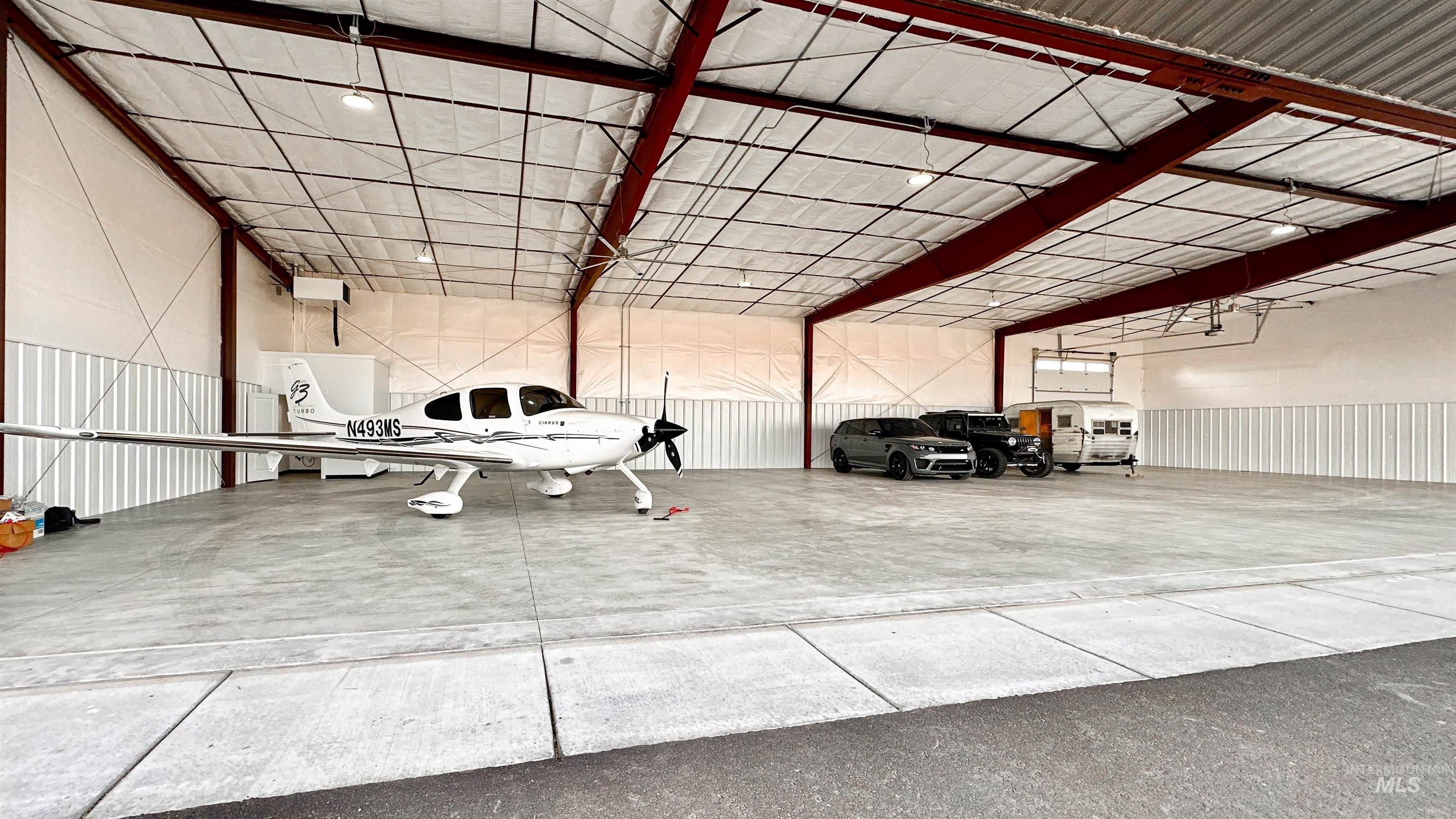 5515 Aviation Way, Caldwell, Idaho 83605, Business/Commercial For Sale, Price $850,000,MLS 98970671