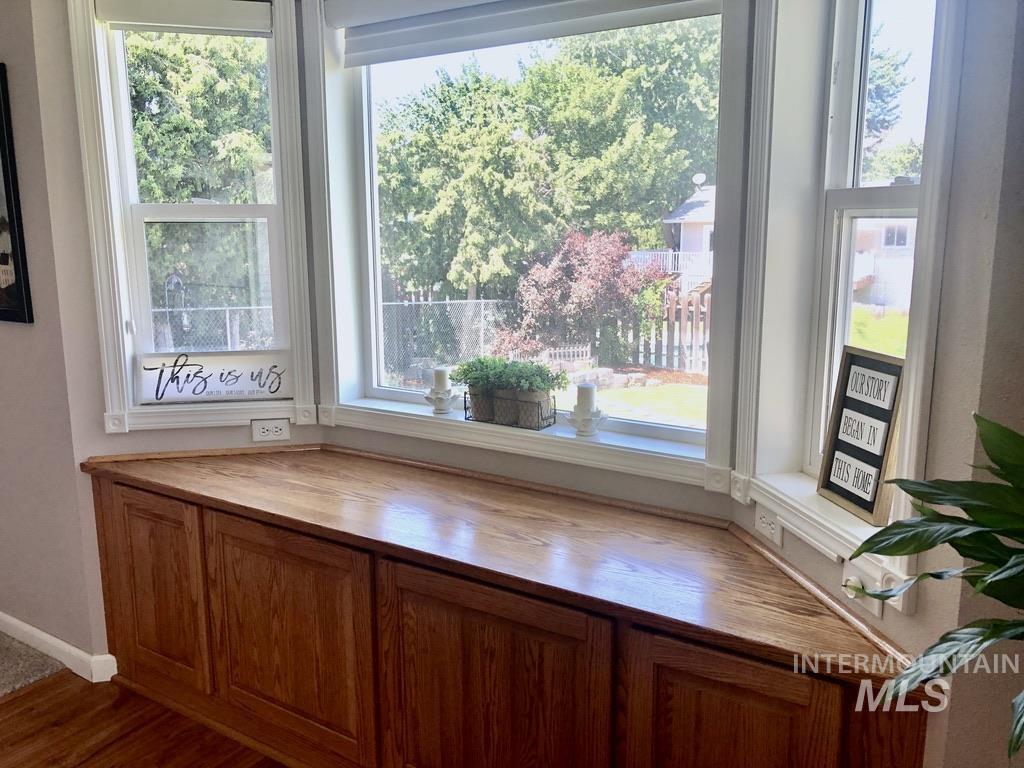 2321 Rolling Hills Dr., Clarkston, Washington 99403, 4 Bedrooms, 2 Bathrooms, Residential For Sale, Price $435,000,MLS 98970681