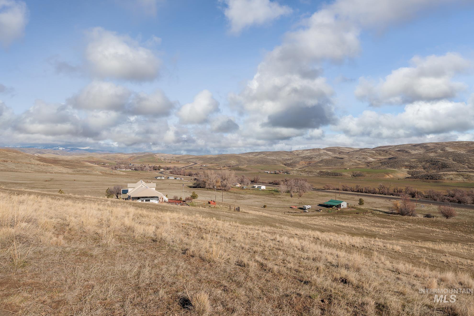 985 Hwy 95, Weiser, Idaho 83672, 3 Bedrooms, 2 Bathrooms, Residential For Sale, Price $1,100,000, 98970691