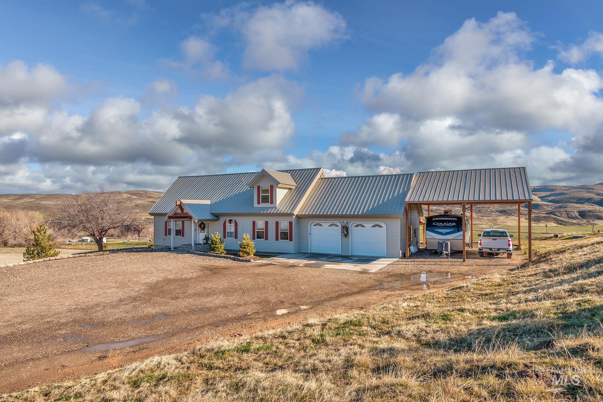 985 Hwy 95, Weiser, Idaho 83672, 3 Bedrooms, 2 Bathrooms, Residential For Sale, Price $1,100,000, 98970691