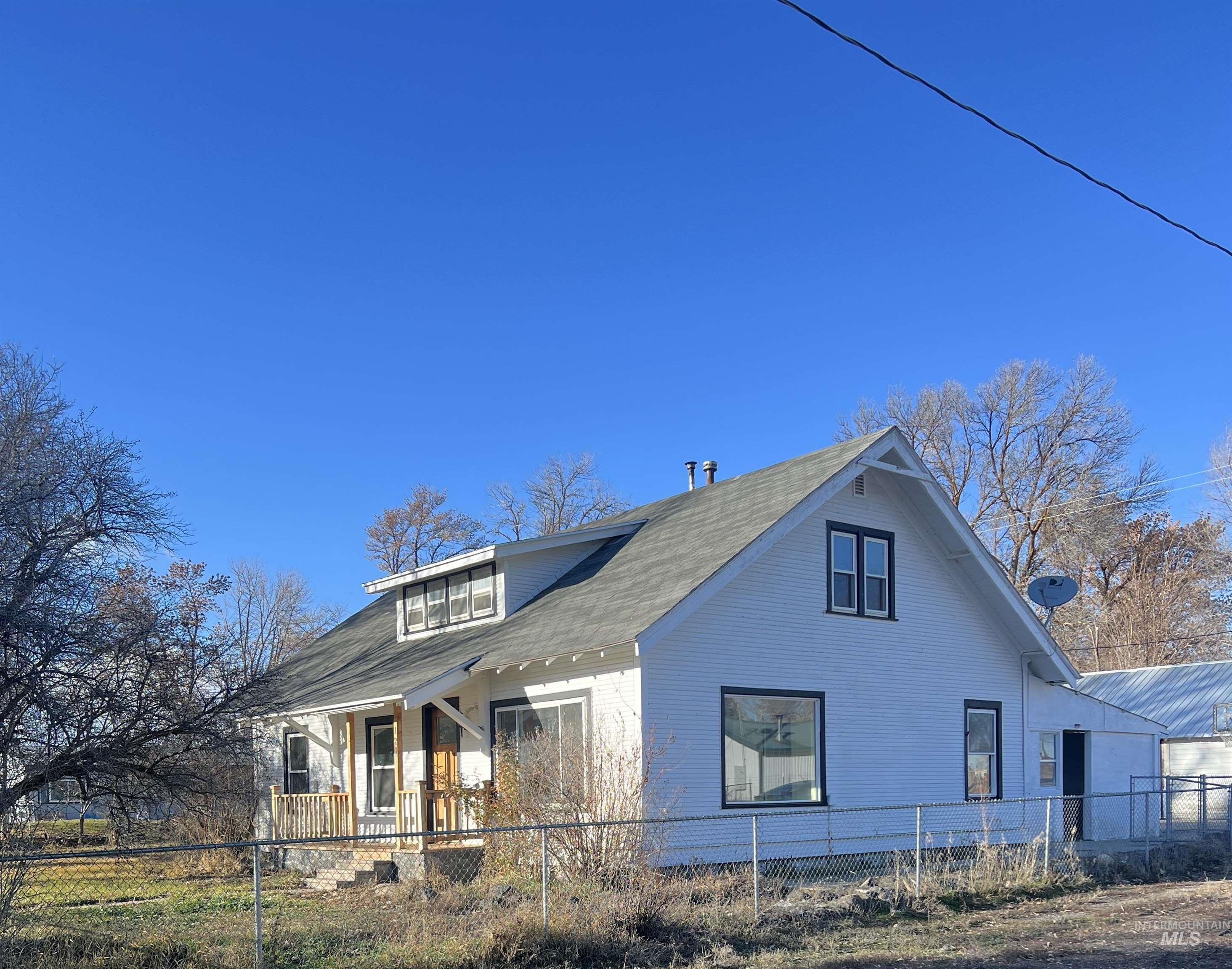 120 W Bannock, Richfield, Idaho 83349, 5 Bedrooms, 2 Bathrooms, Residential For Sale, Price $299,900,MLS 98970694